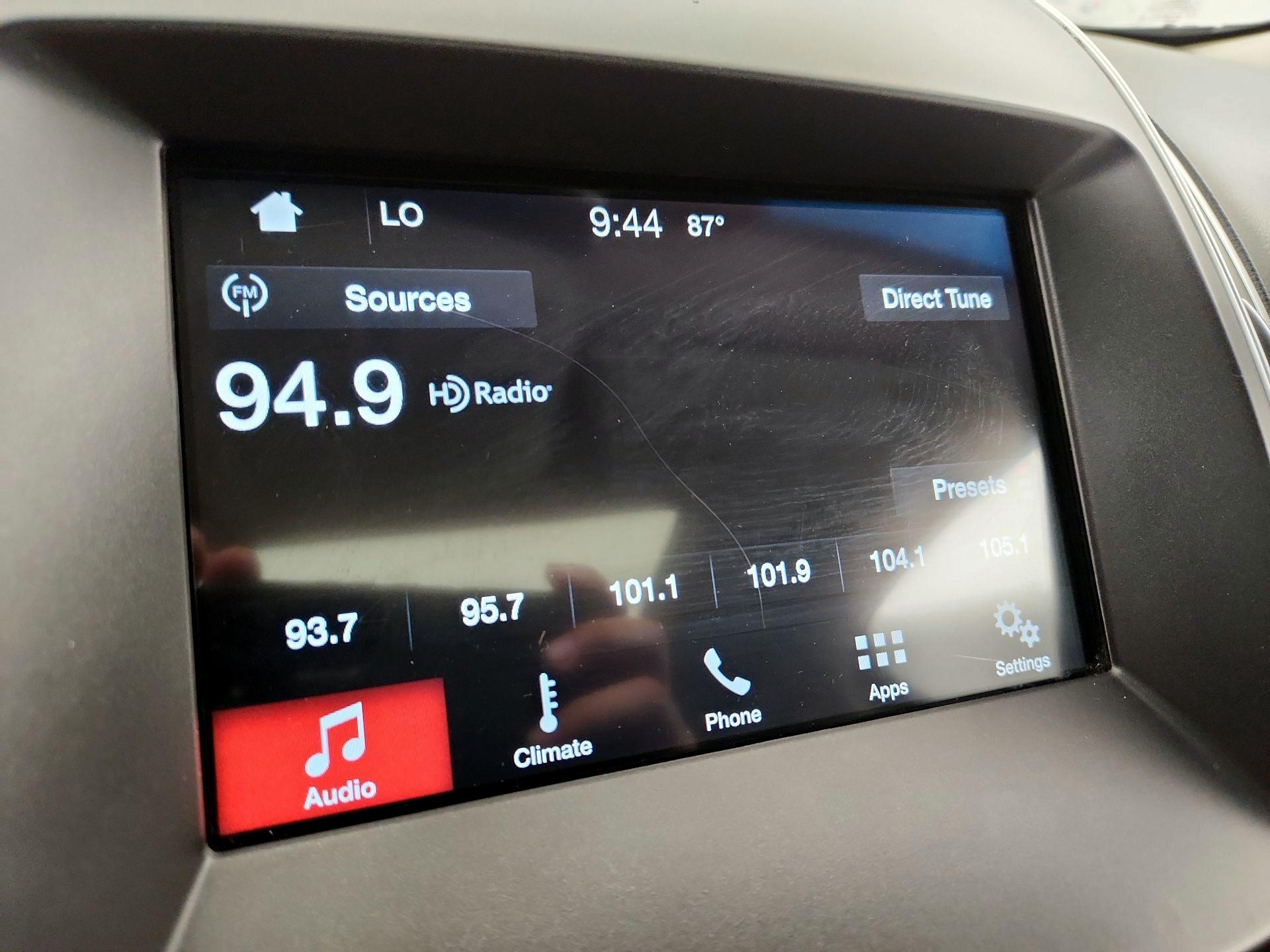 Thumbnail: 2016 Ford Edge - 15