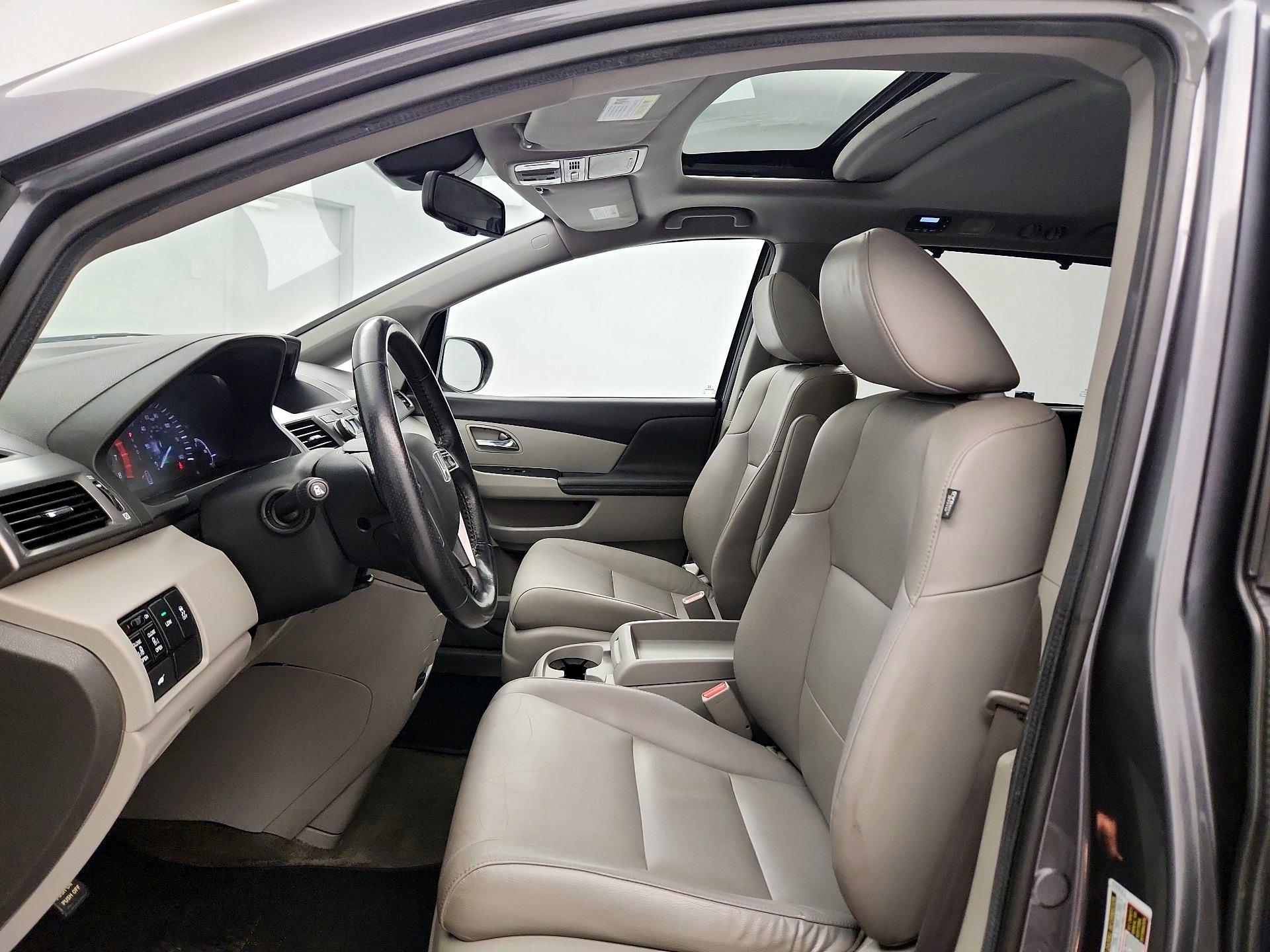 Thumbnail: 2014 Honda Odyssey - 11