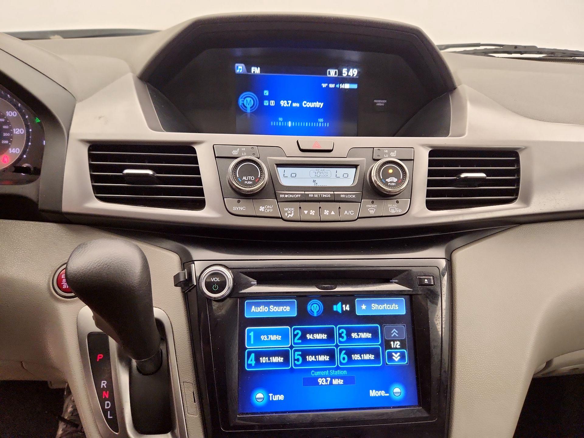 Thumbnail: 2014 Honda Odyssey - 15