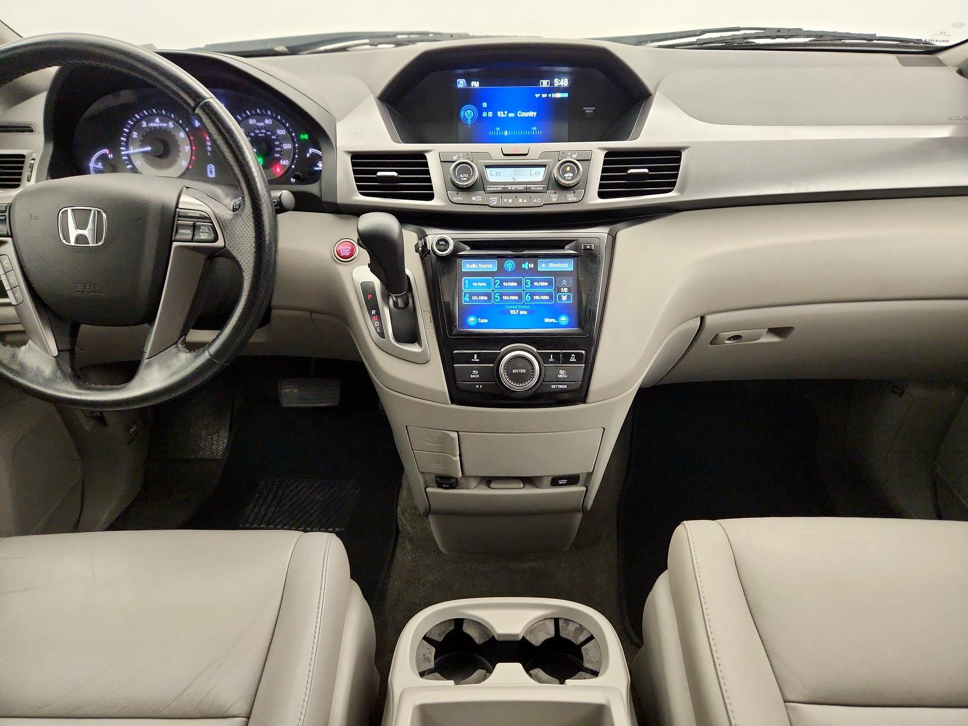 Thumbnail: 2014 Honda Odyssey - 17
