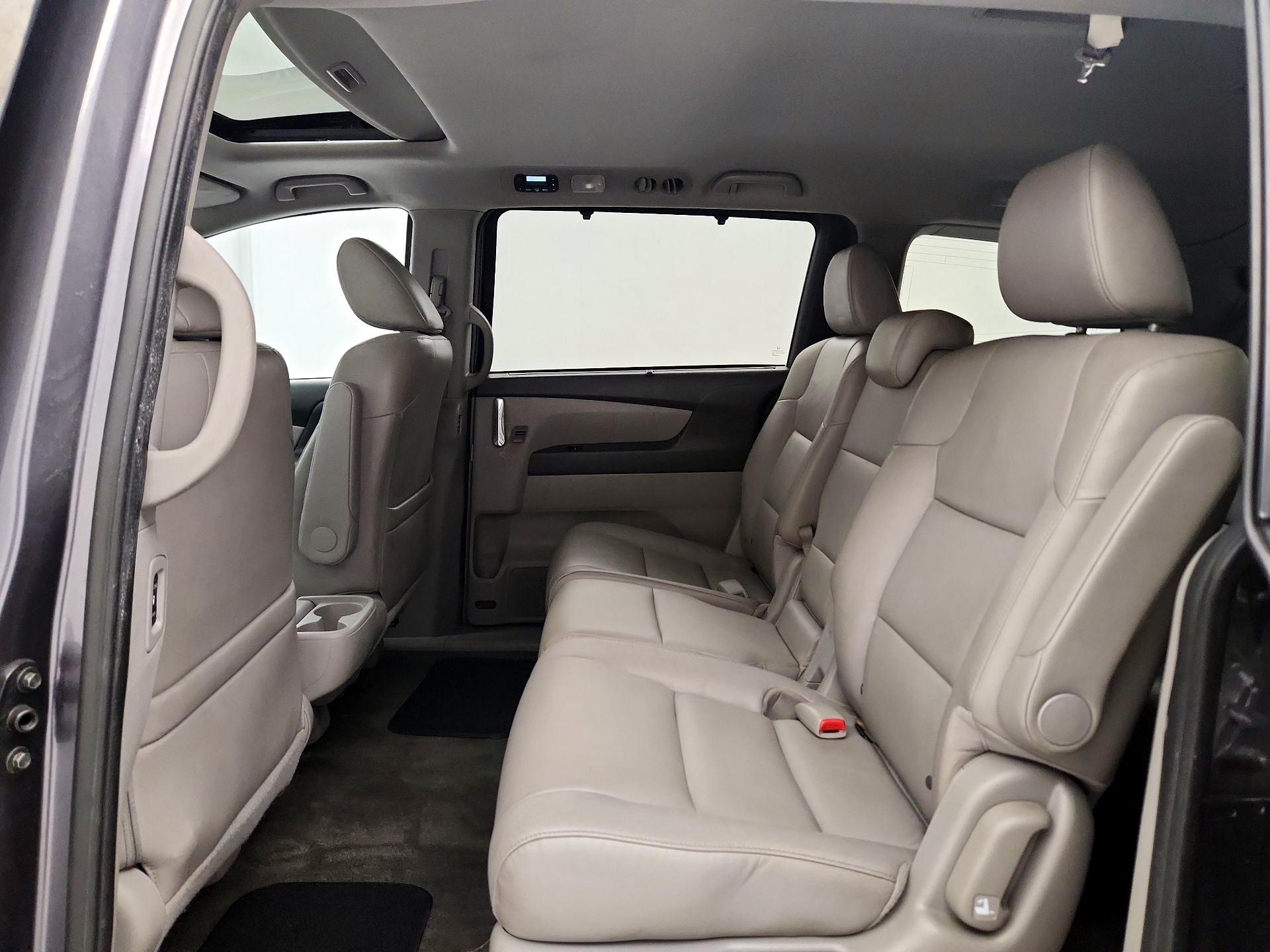 Thumbnail: 2014 Honda Odyssey - 20