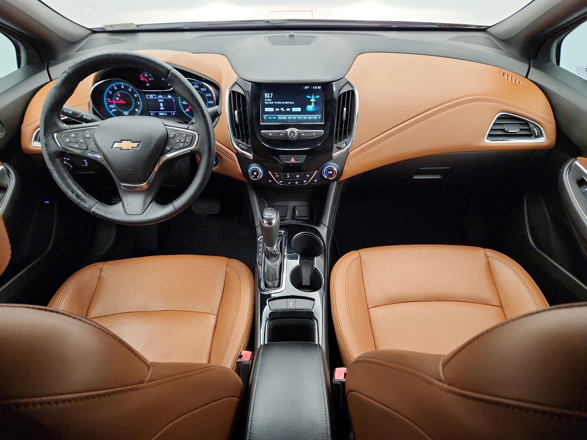 Thumbnail: 2018 Chevrolet Cruze - 9