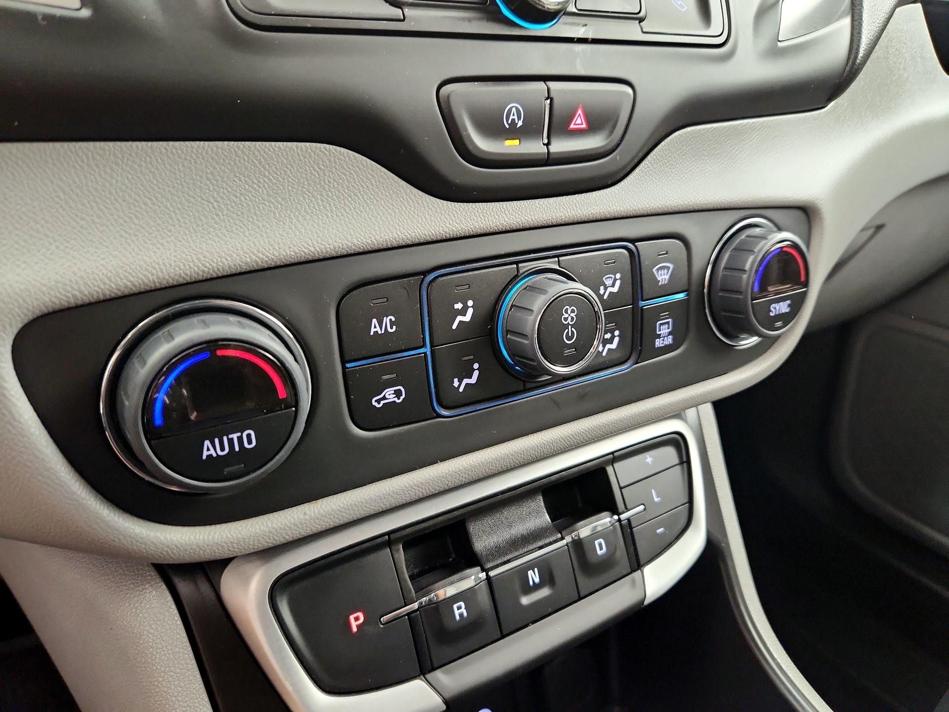 Thumbnail: 2023 GMC Terrain - 16