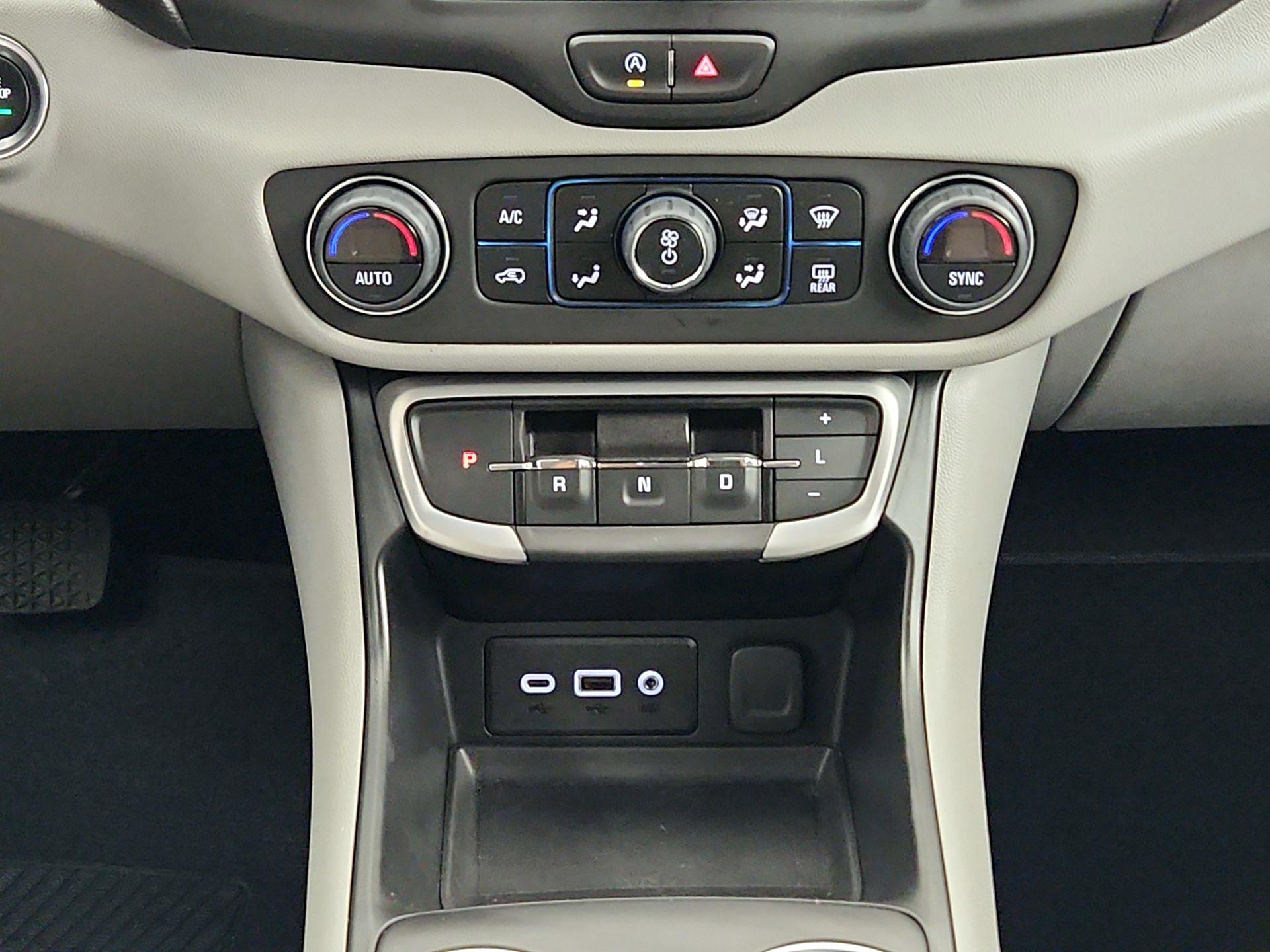 Thumbnail: 2023 GMC Terrain - 17