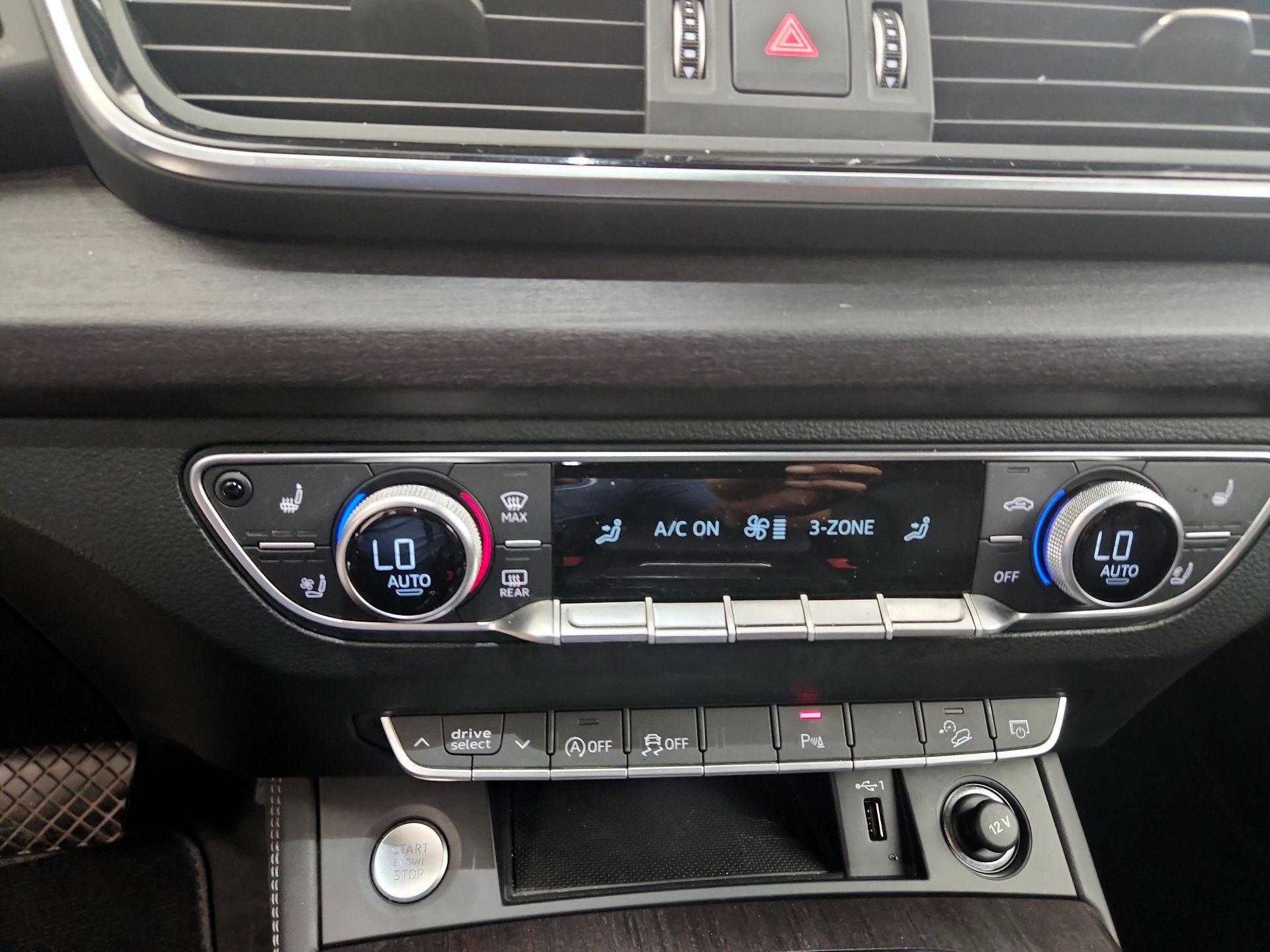 Thumbnail: 2021 Audi Q5 - 17