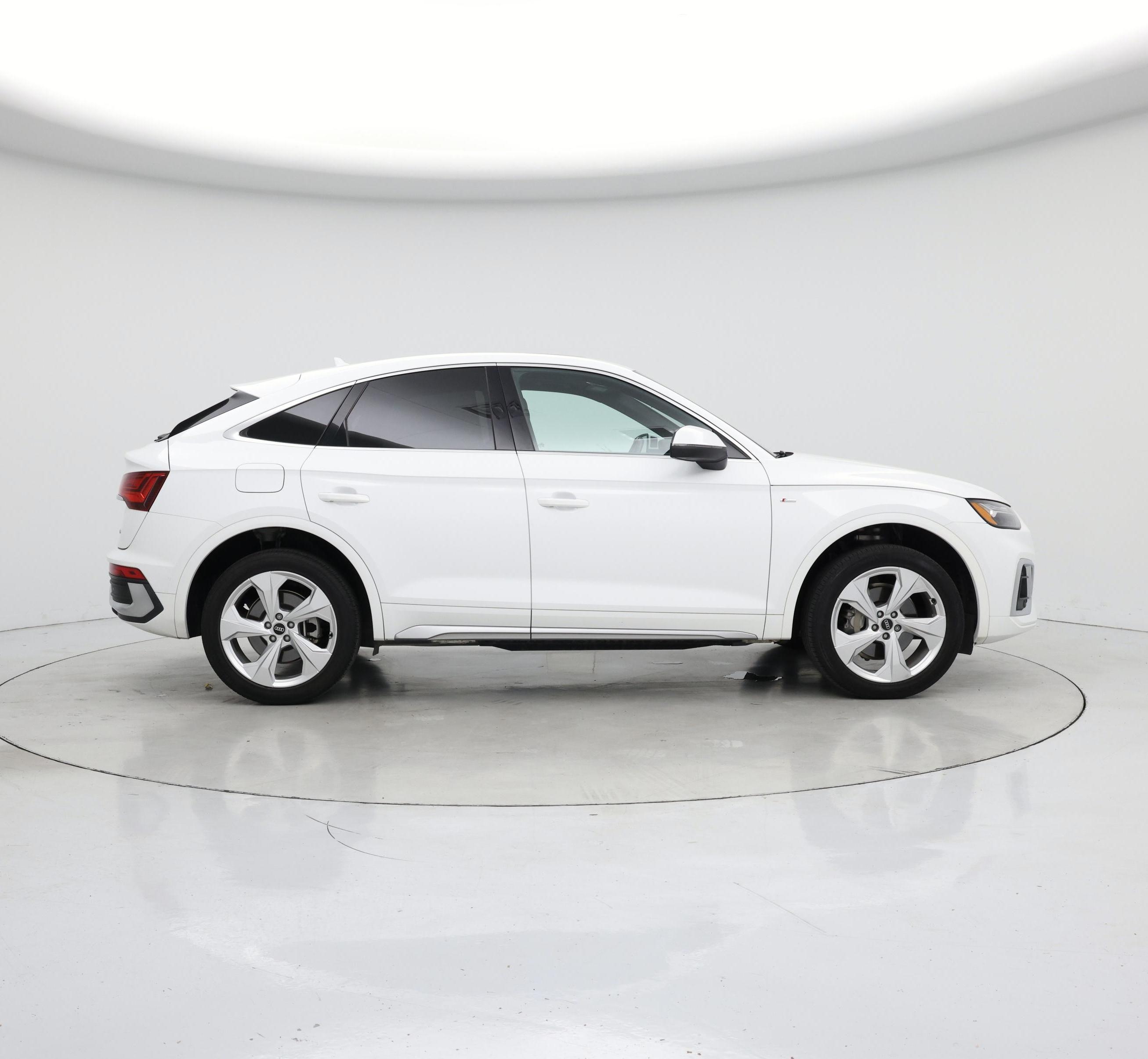 Thumbnail: 2021 Audi Q5 - 7