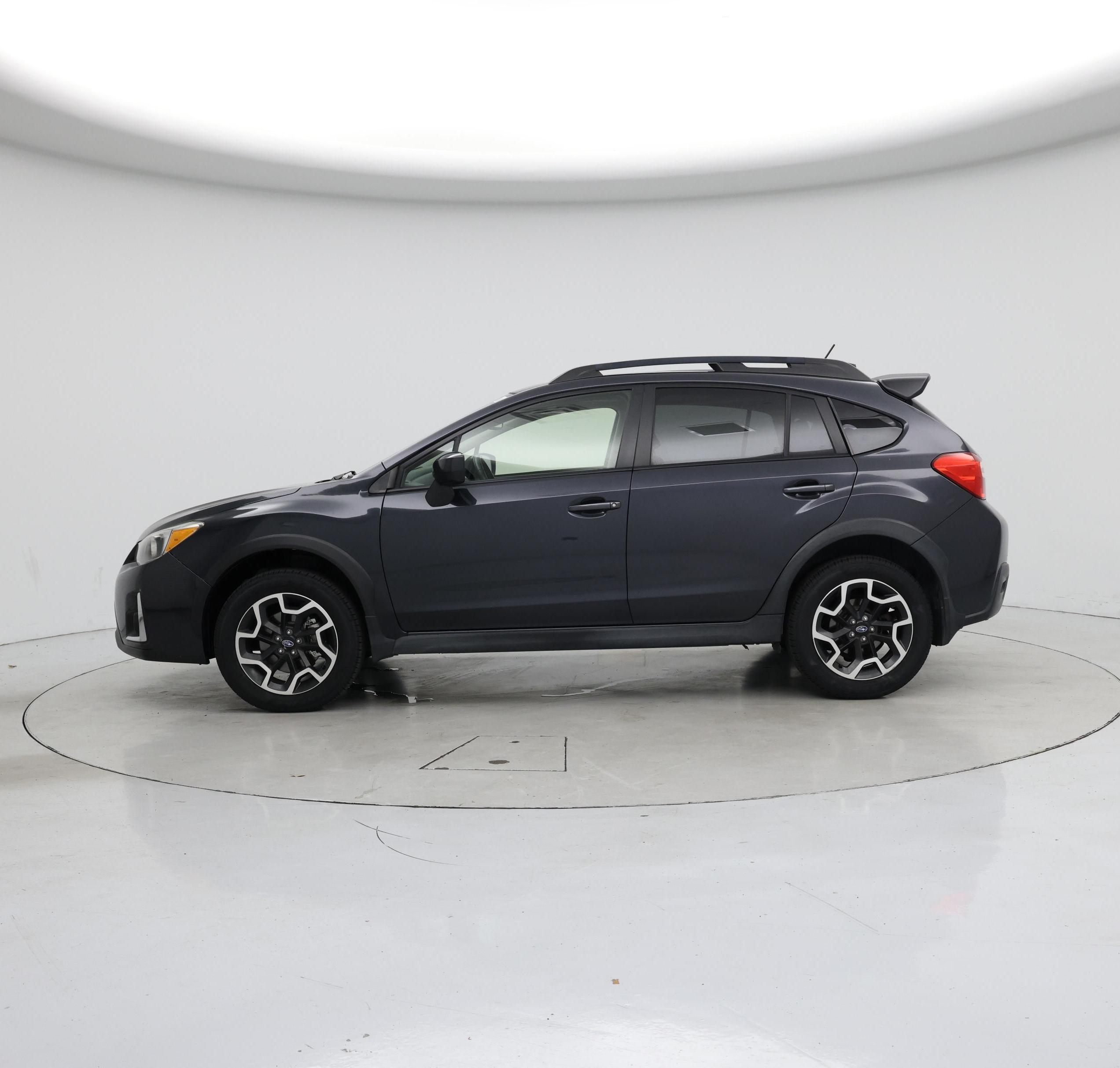 Thumbnail: 2016 Subaru XV Crosstrek - 3