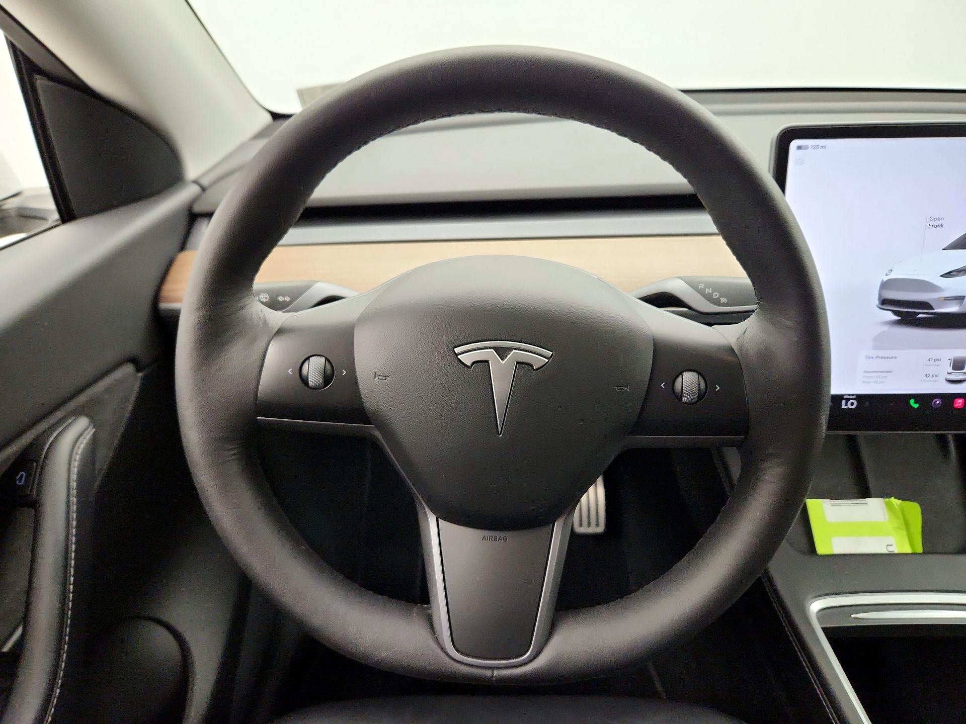 Thumbnail: 2022 Tesla Model Y - 10