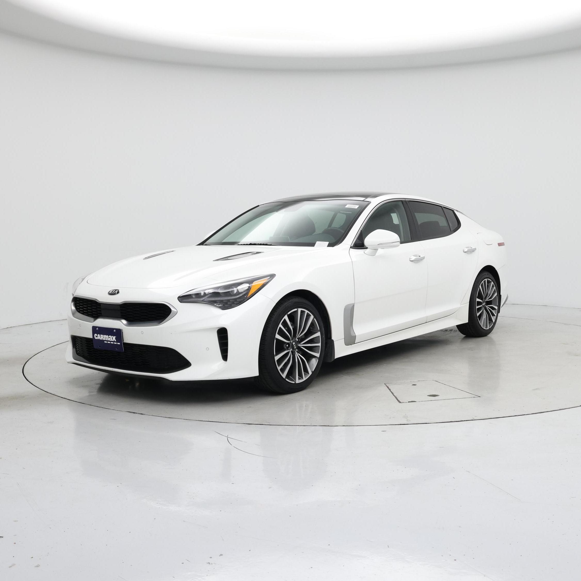 Thumbnail: 2018 Kia Stinger - 4