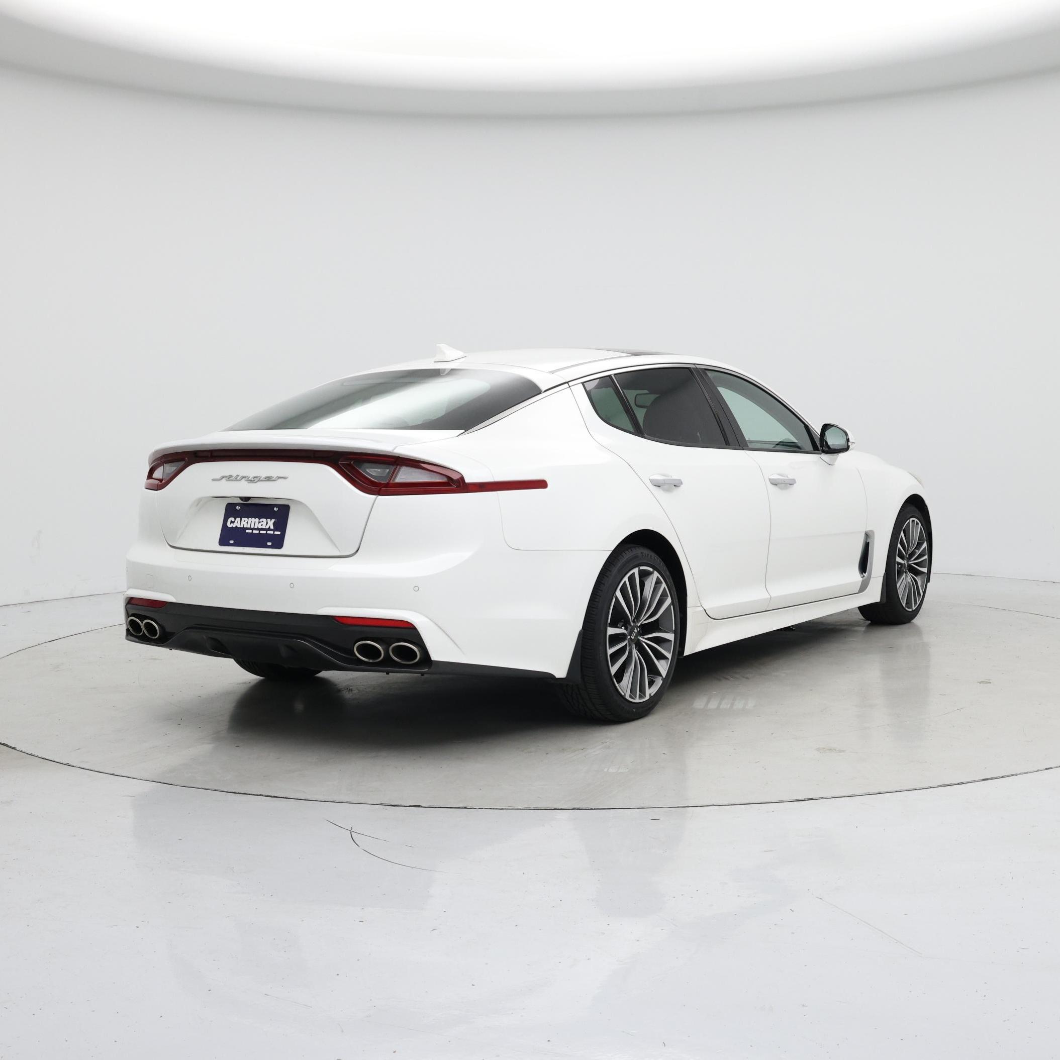 Thumbnail: 2018 Kia Stinger - 8
