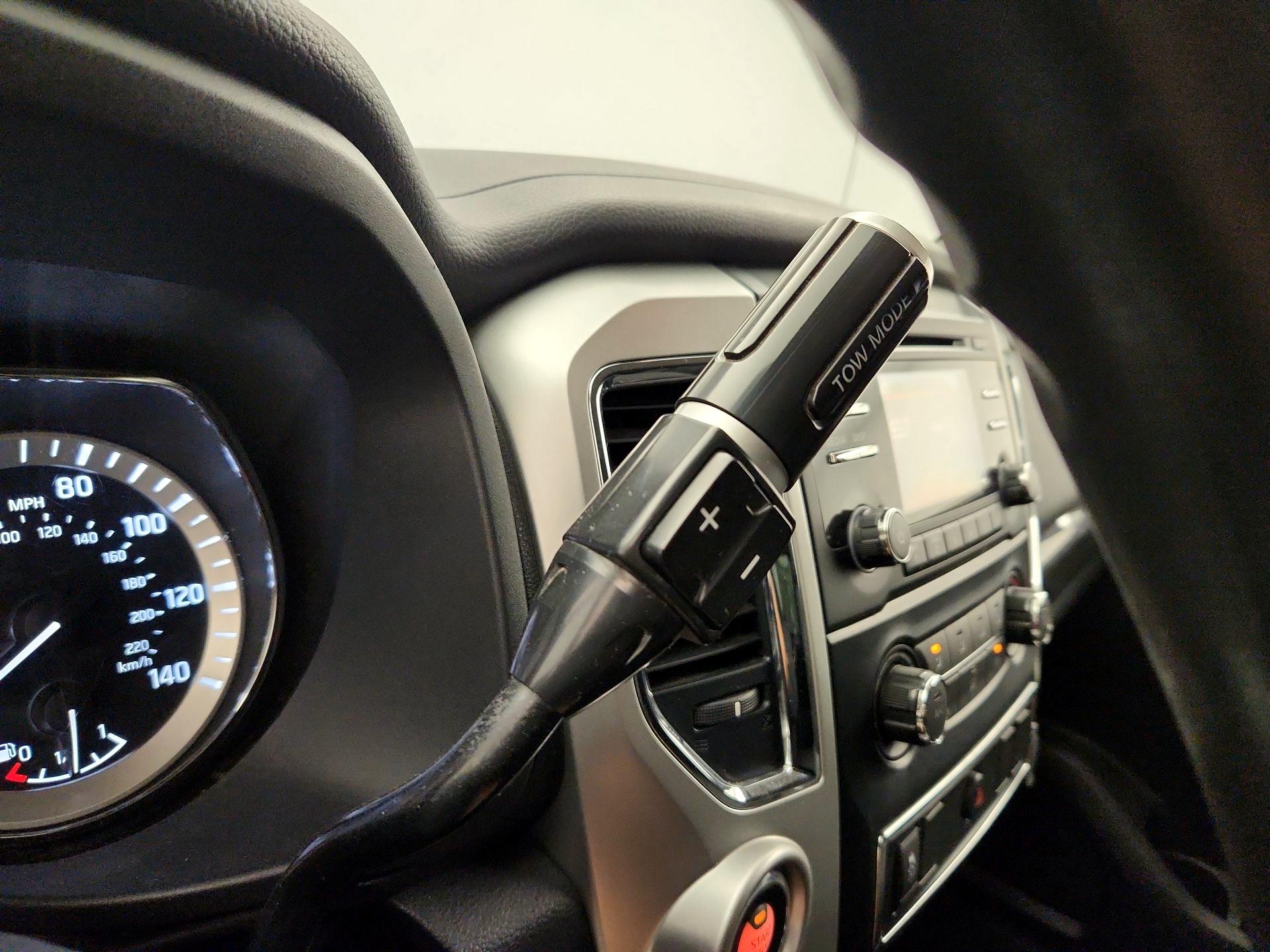 Thumbnail: 2018 Nissan Titan - 17