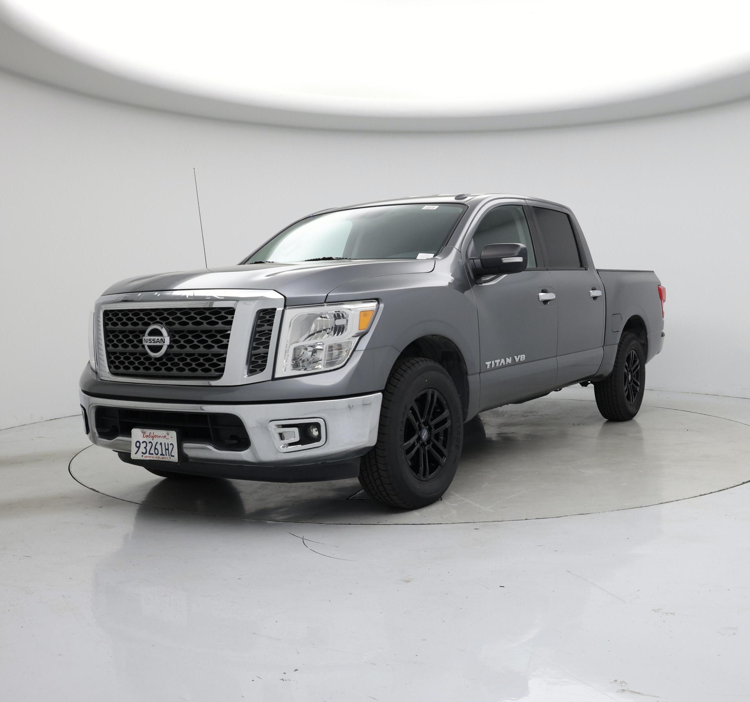 Thumbnail: 2018 Nissan Titan - 4