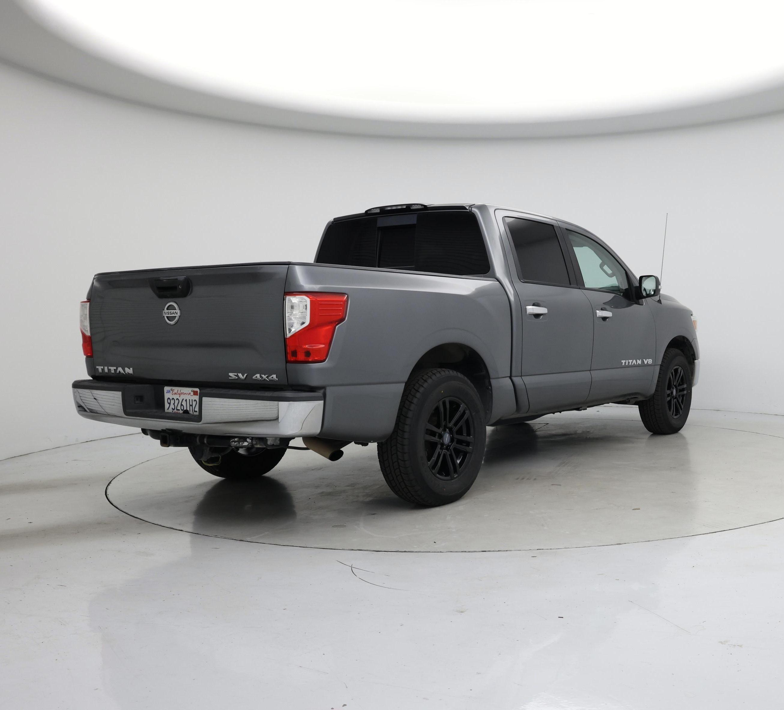 Thumbnail: 2018 Nissan Titan - 8