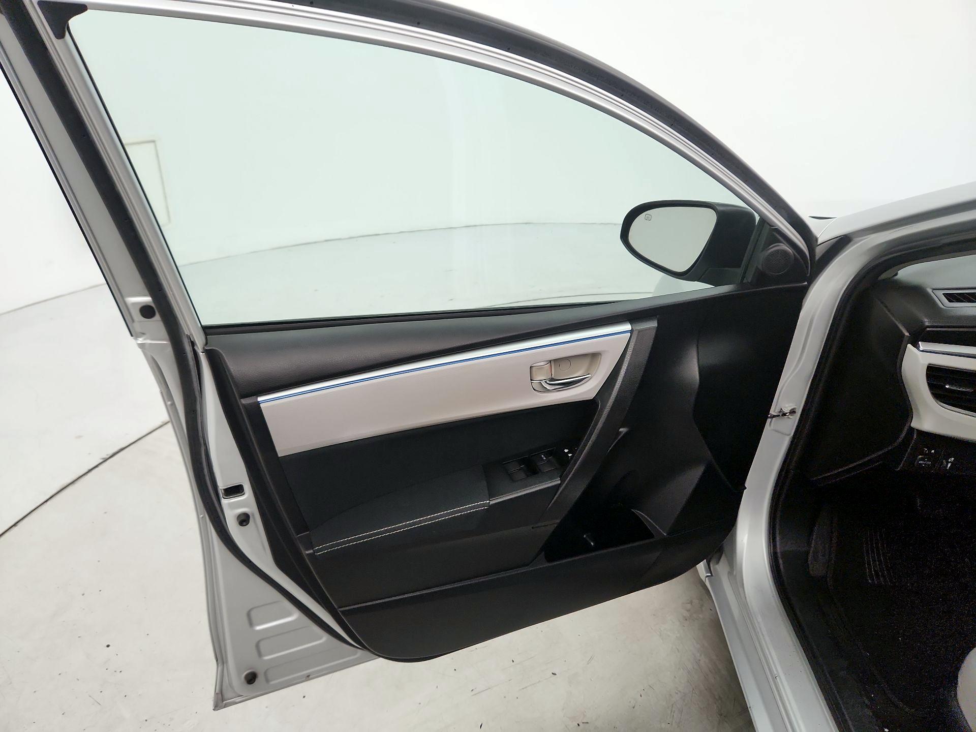 Thumbnail: 2014 Toyota Corolla - 12