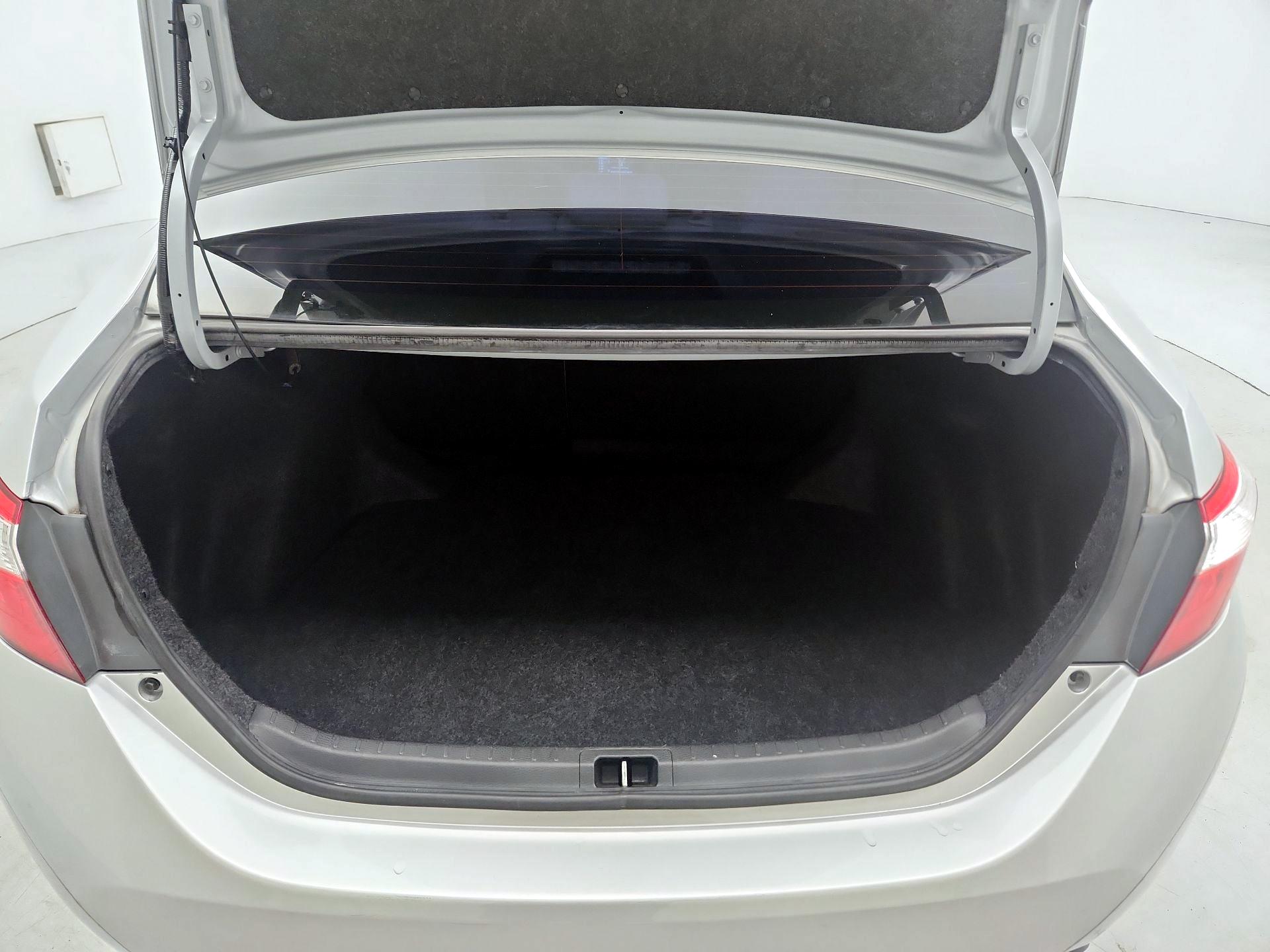 Thumbnail: 2014 Toyota Corolla - 20