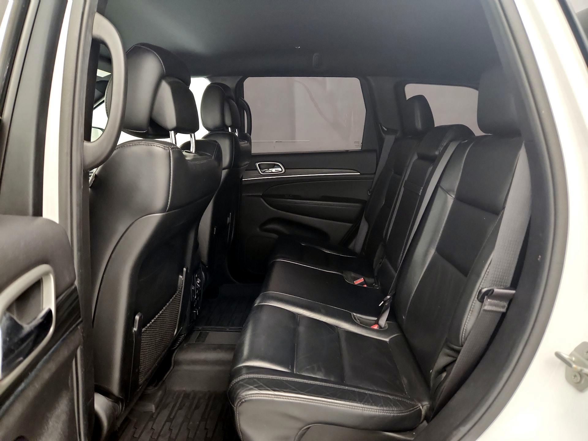 Thumbnail: 2019 Jeep Grand Cherokee - 20