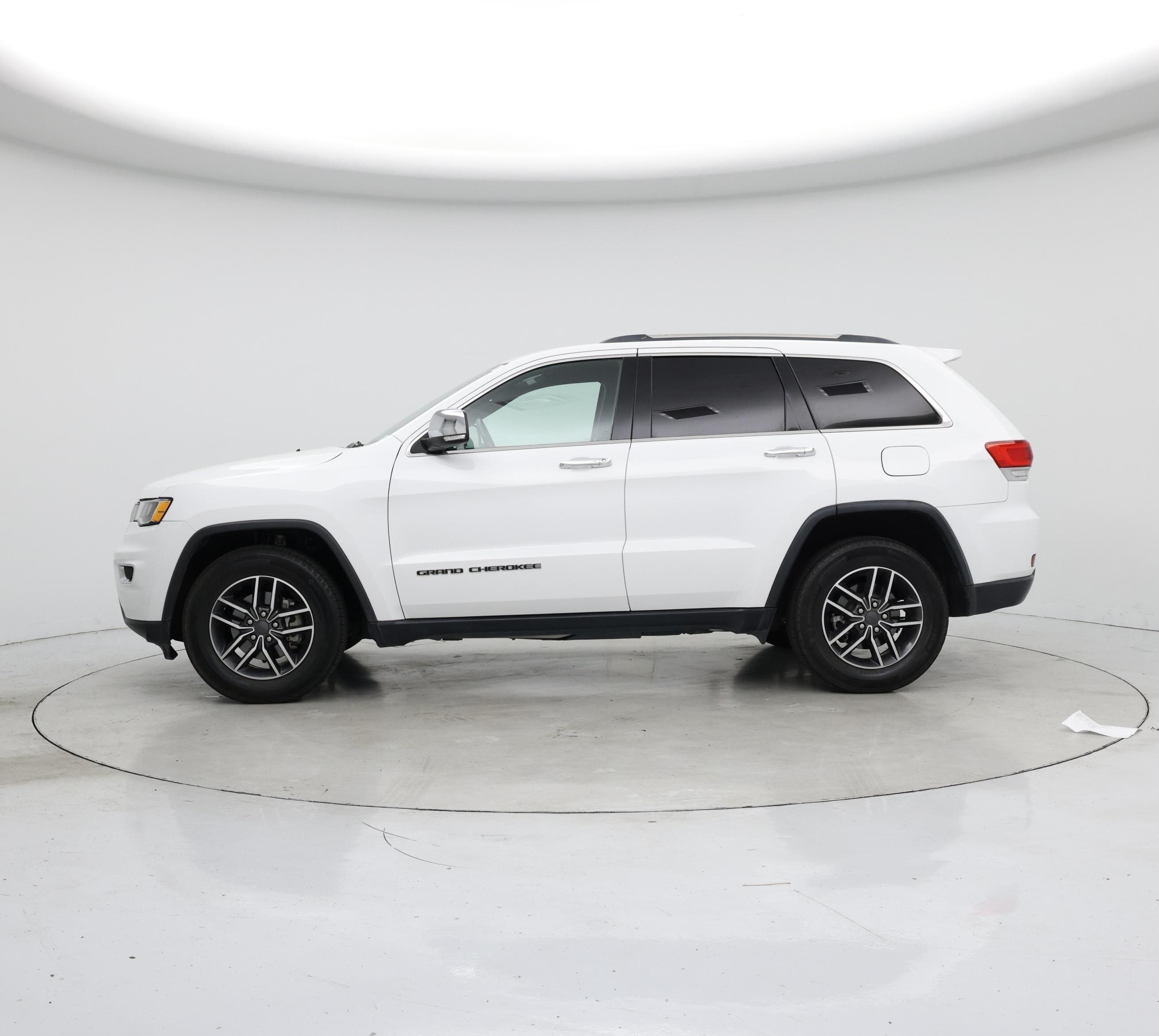 Thumbnail: 2019 Jeep Grand Cherokee - 3