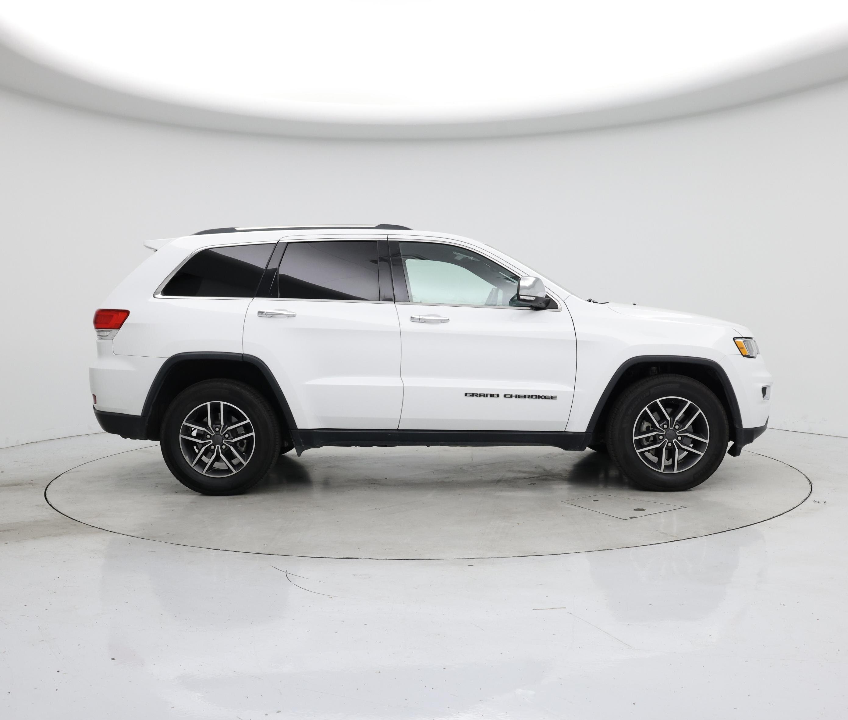 Thumbnail: 2019 Jeep Grand Cherokee - 7
