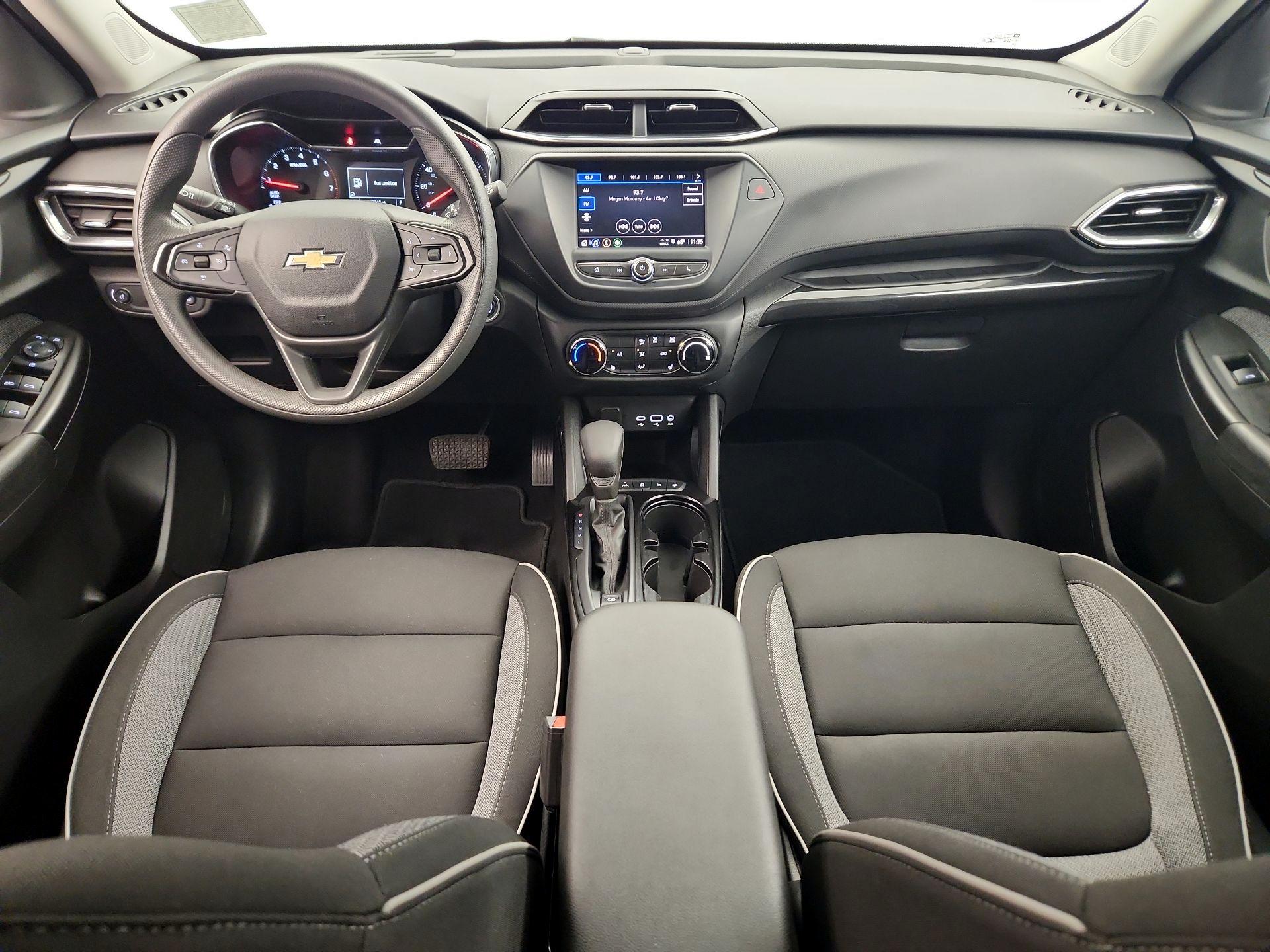 Thumbnail: 2023 Chevrolet TrailBlazer - 9
