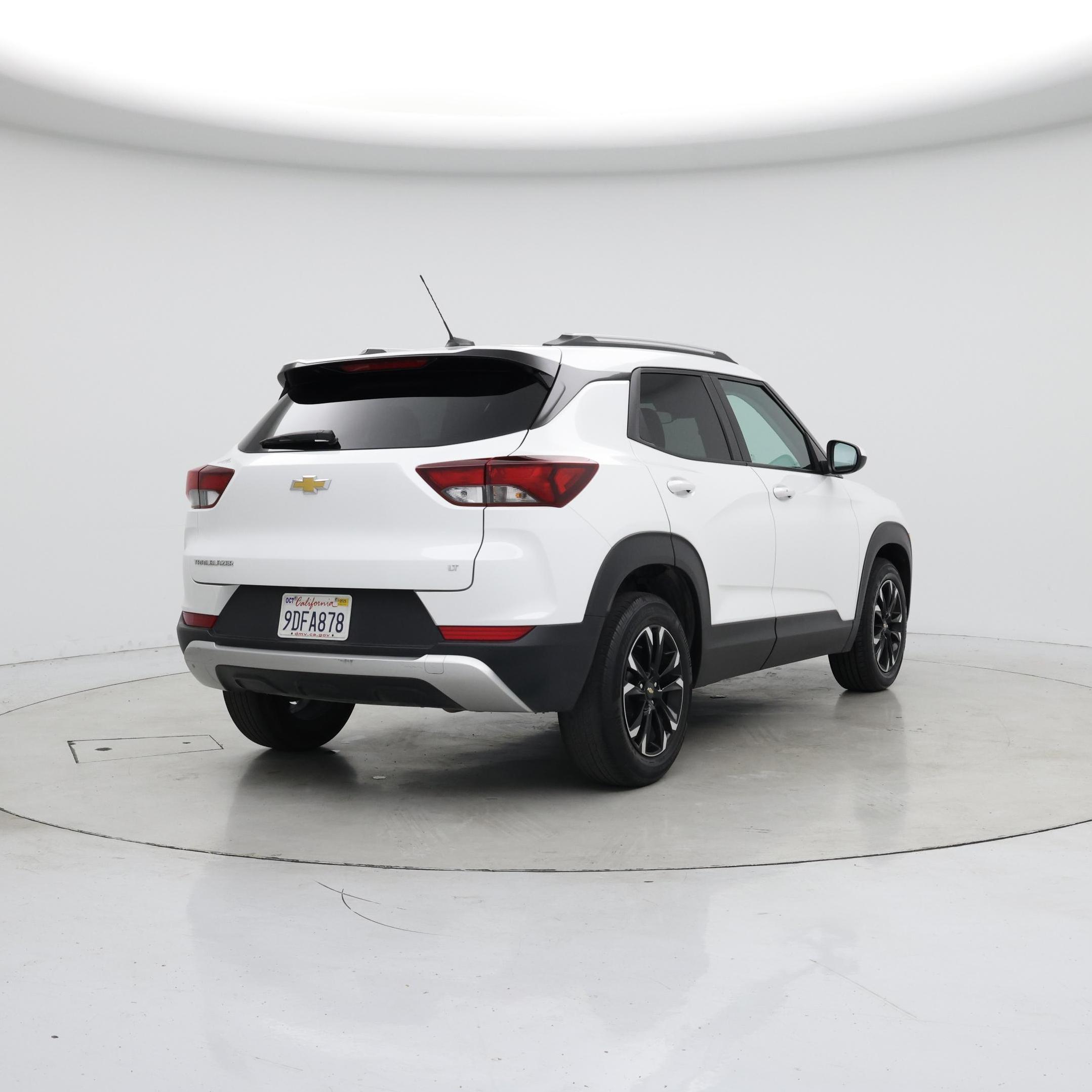 Thumbnail: 2023 Chevrolet TrailBlazer - 8