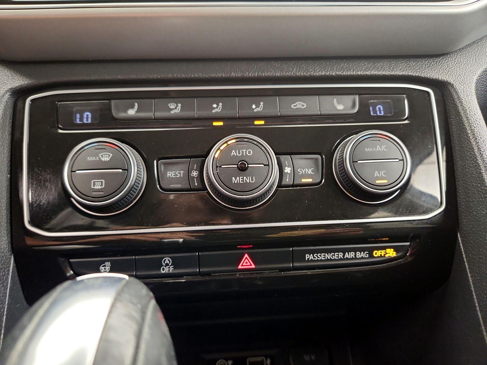 Thumbnail: 2019 Volkswagen Atlas - 16