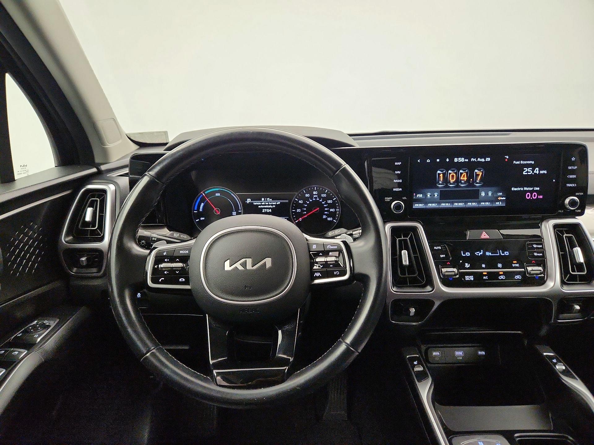 Thumbnail: 2022 Kia Sorento - 10