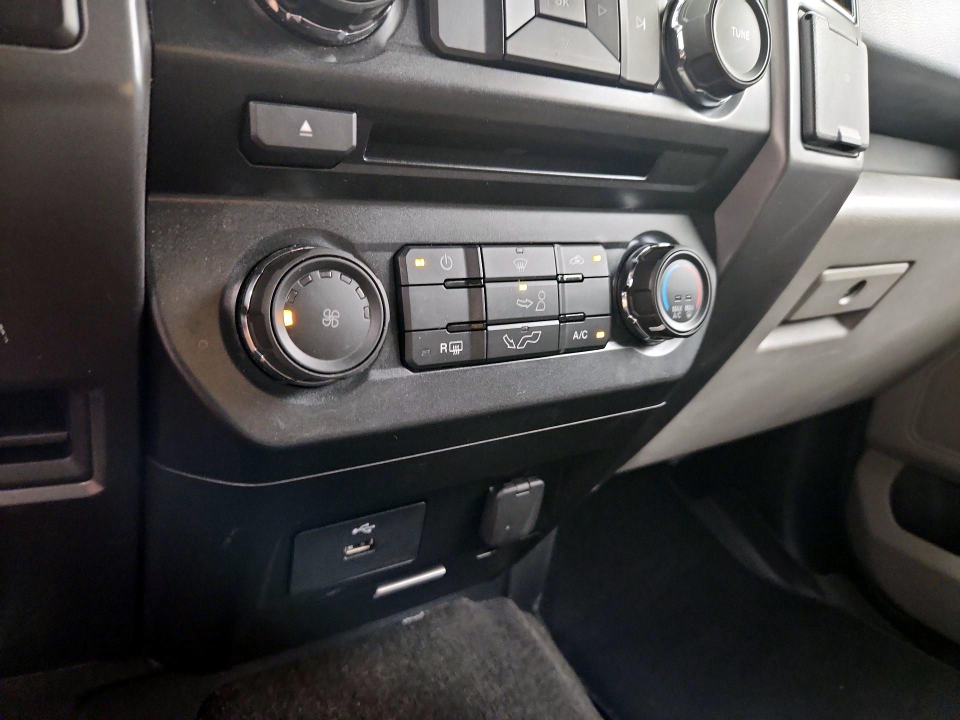 Thumbnail: 2018 Ford F-150 - 16