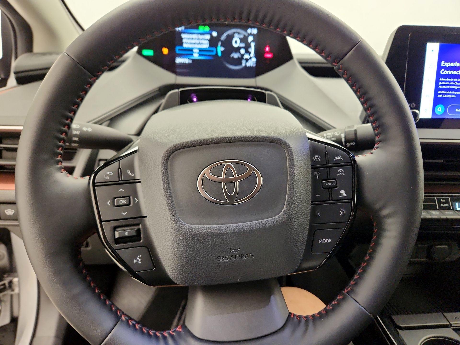Thumbnail: 2023 Toyota Prius Prime - 10