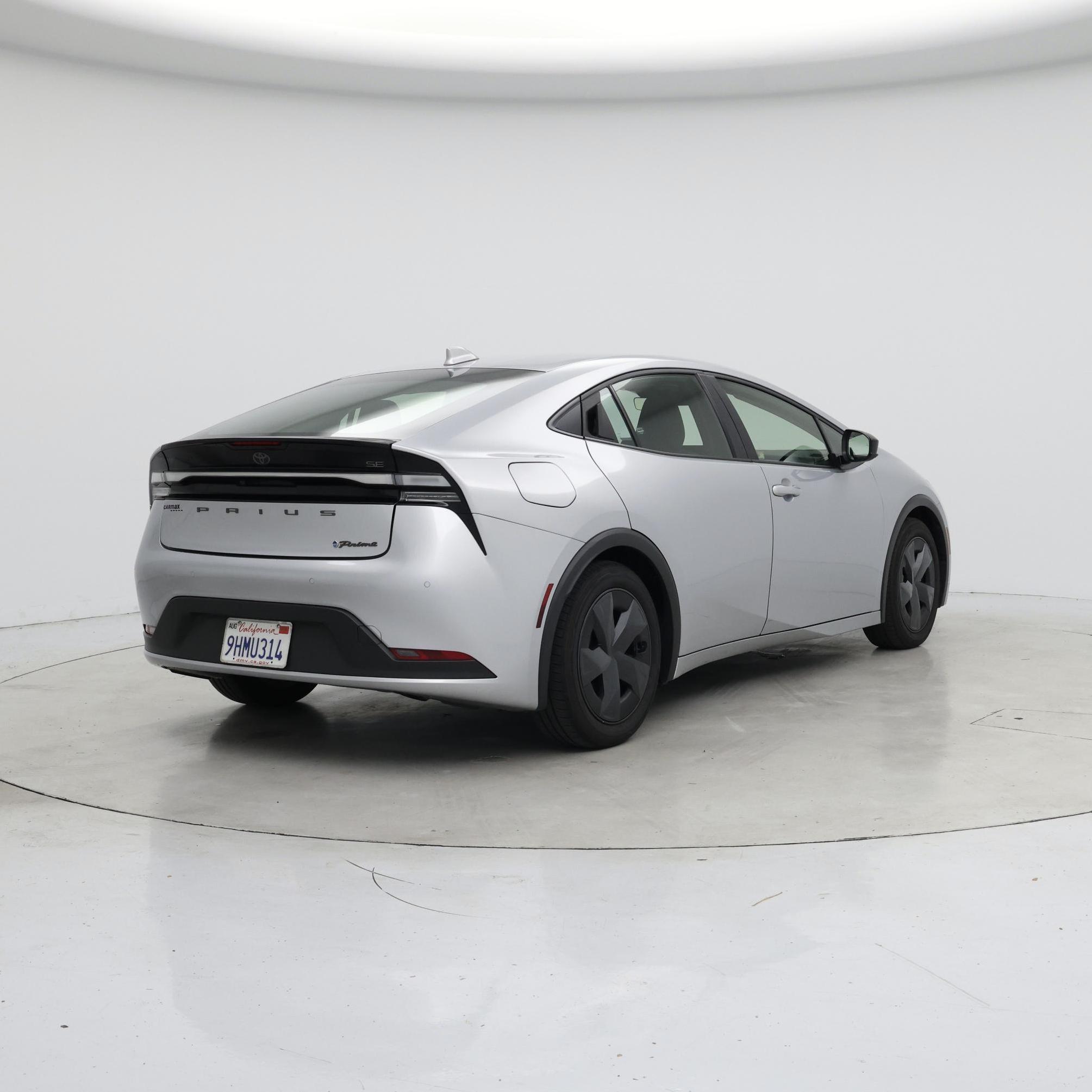 Thumbnail: 2023 Toyota Prius Prime - 8