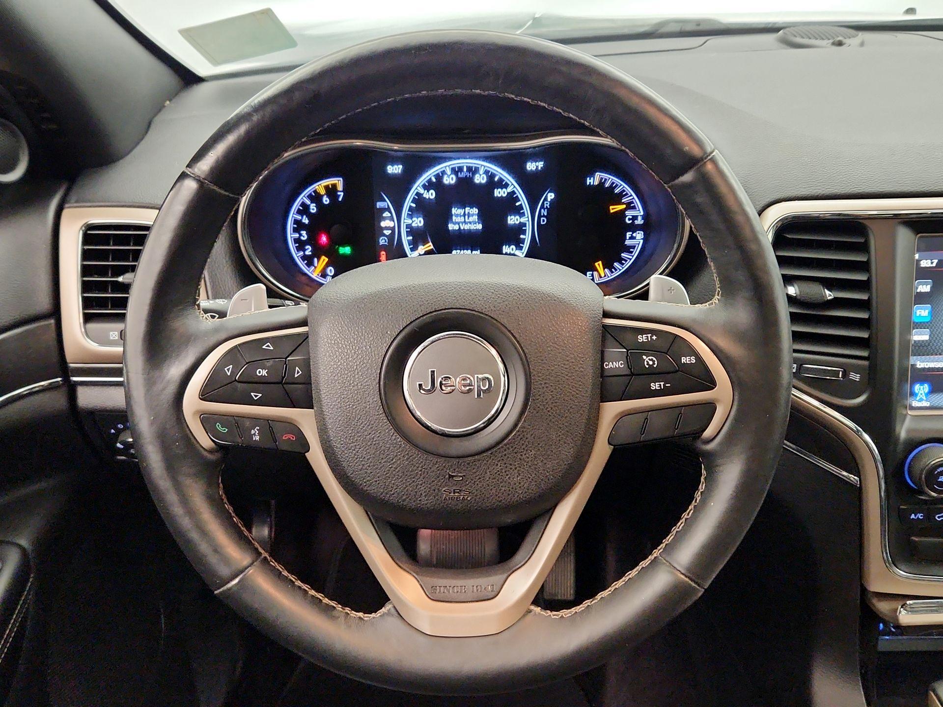 Thumbnail: 2017 Jeep Grand Cherokee - 10