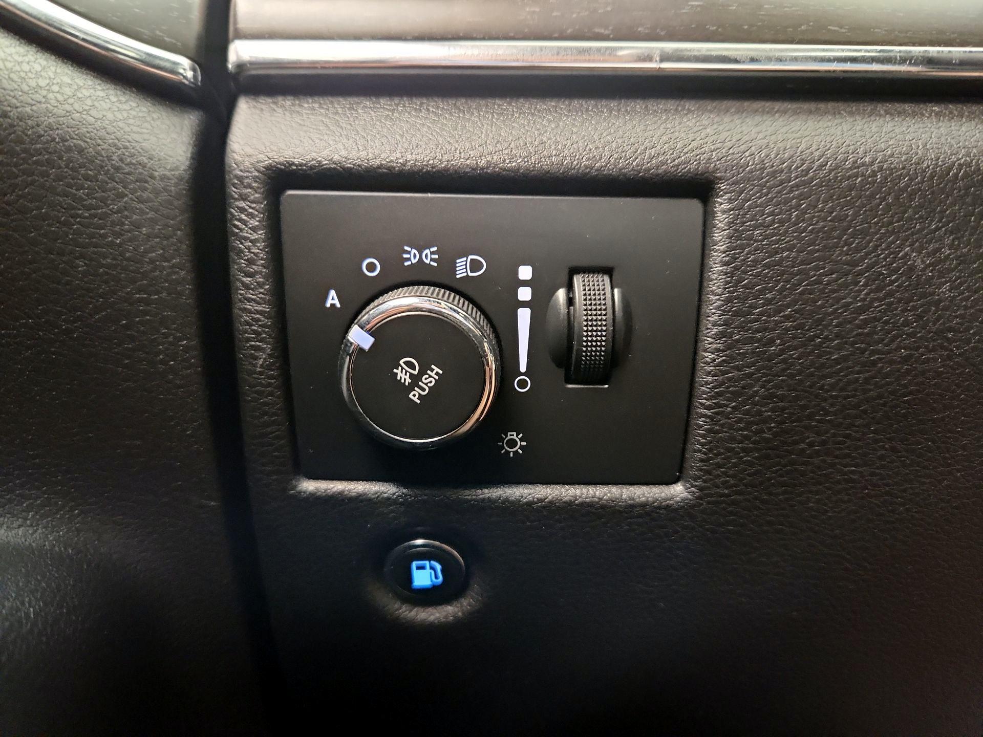 Thumbnail: 2017 Jeep Grand Cherokee - 13