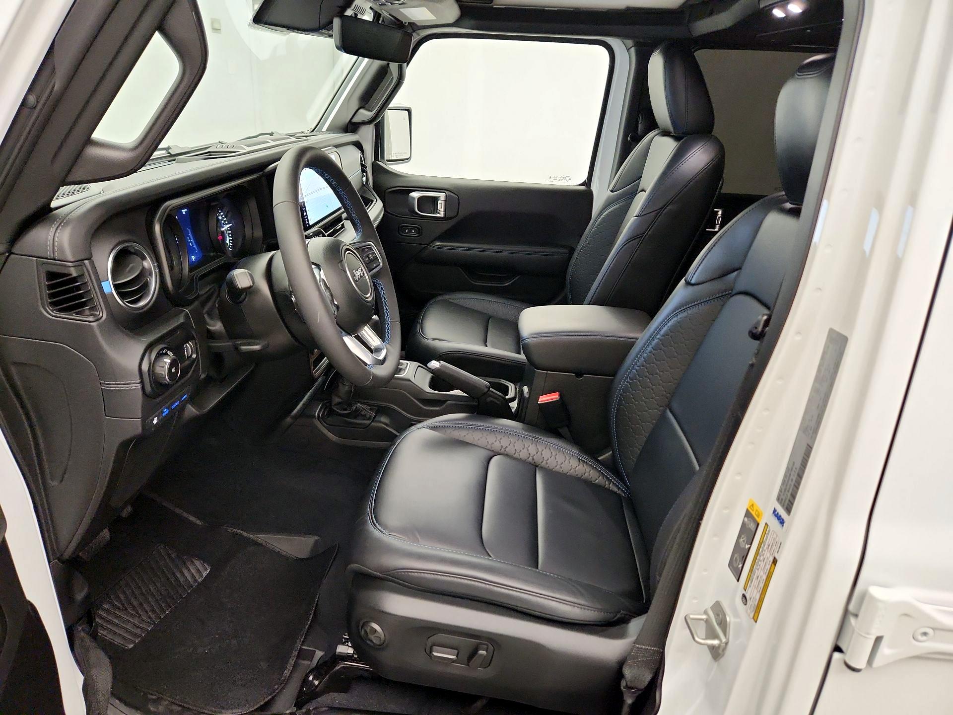 Thumbnail: 2024 Jeep Wrangler - 11