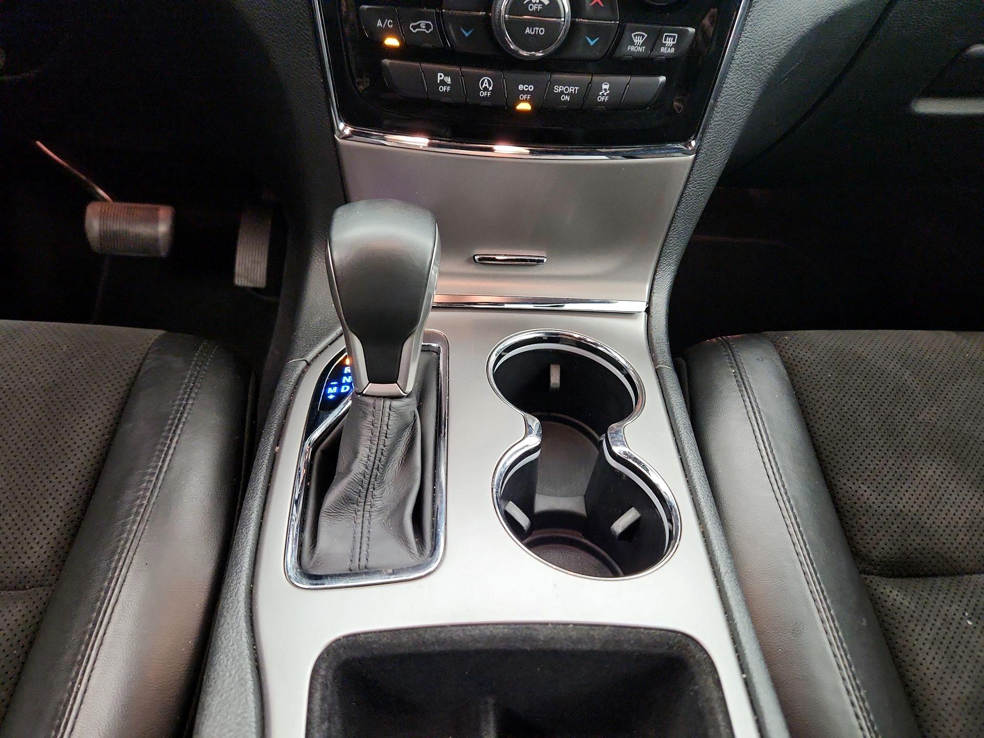 Thumbnail: 2019 Jeep Grand Cherokee - 18