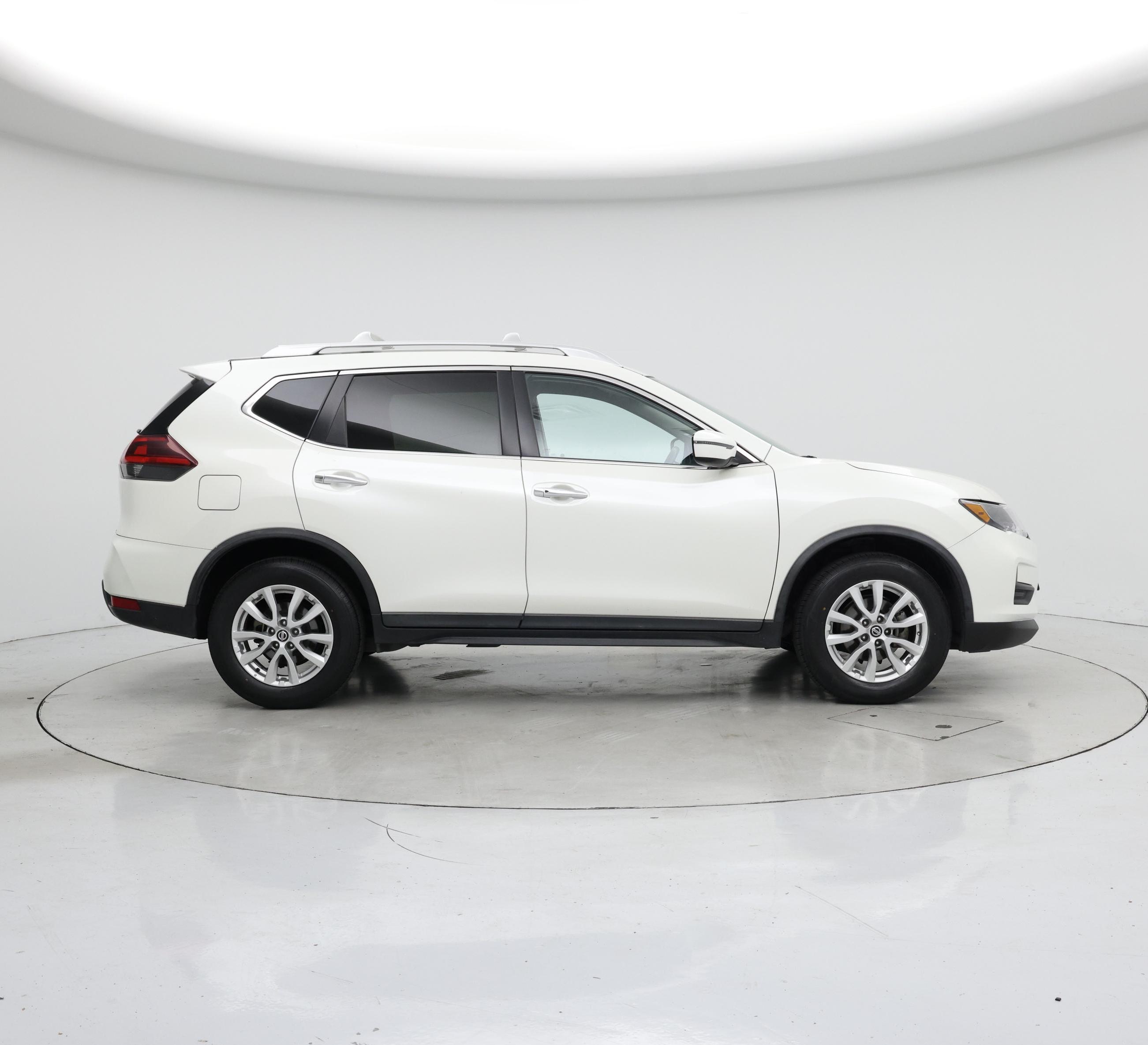 Thumbnail: 2018 Nissan Rogue - 7