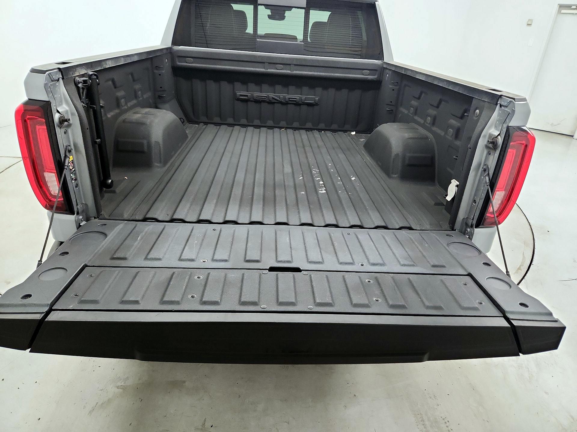 Thumbnail: 2023 GMC Sierra 1500 - 20