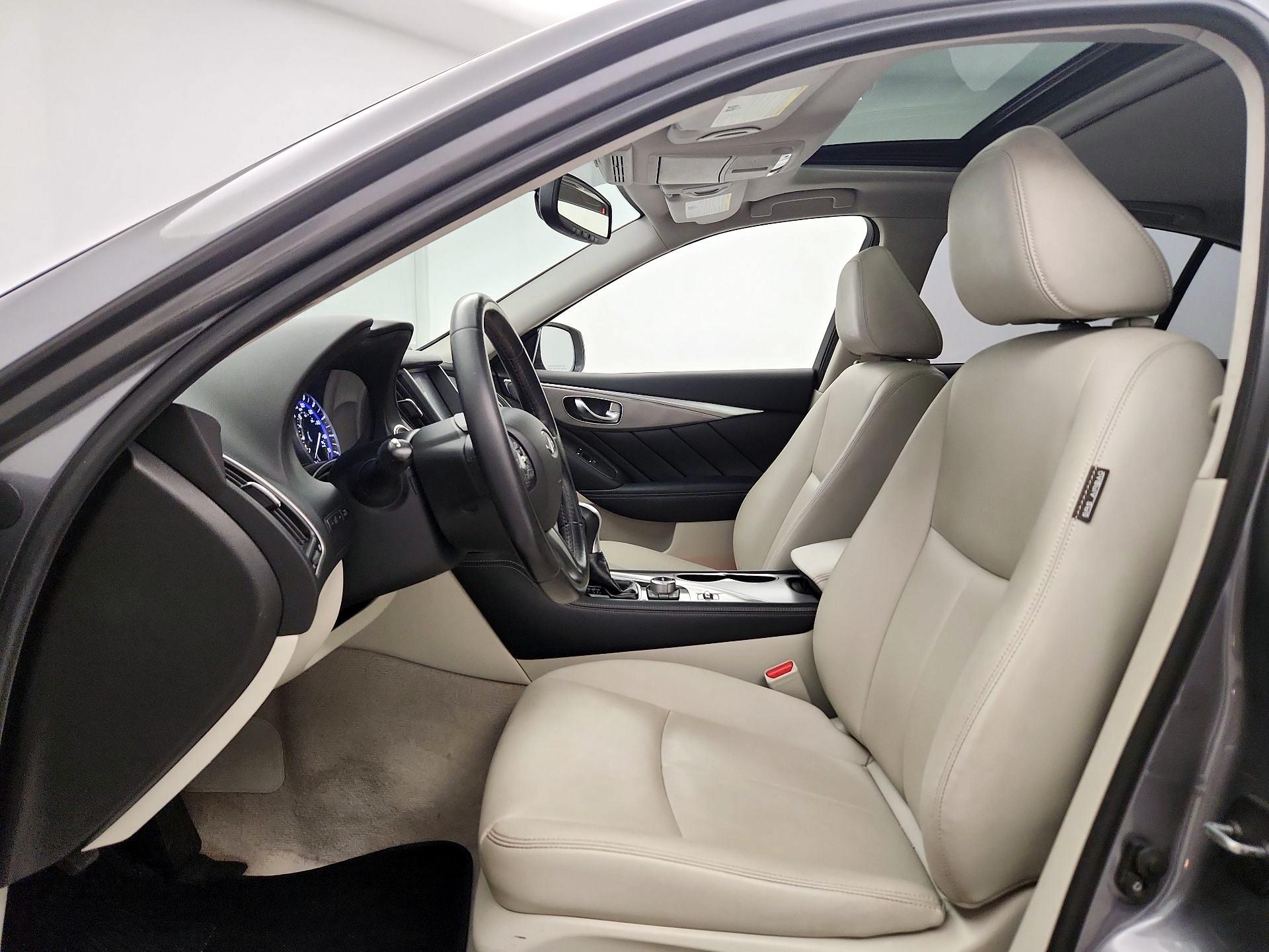 Thumbnail: 2016 INFINITI Q50 - 11