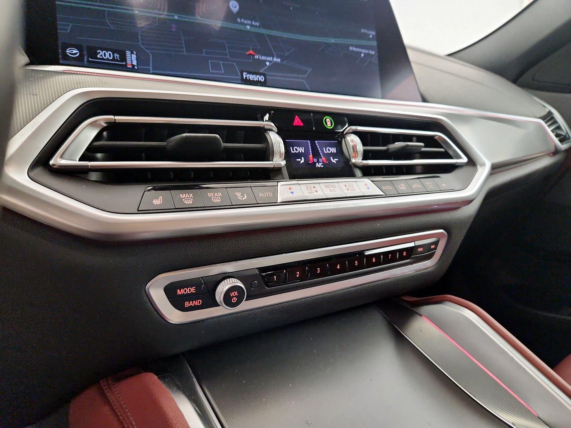 Thumbnail: 2022 BMW X6 - 17