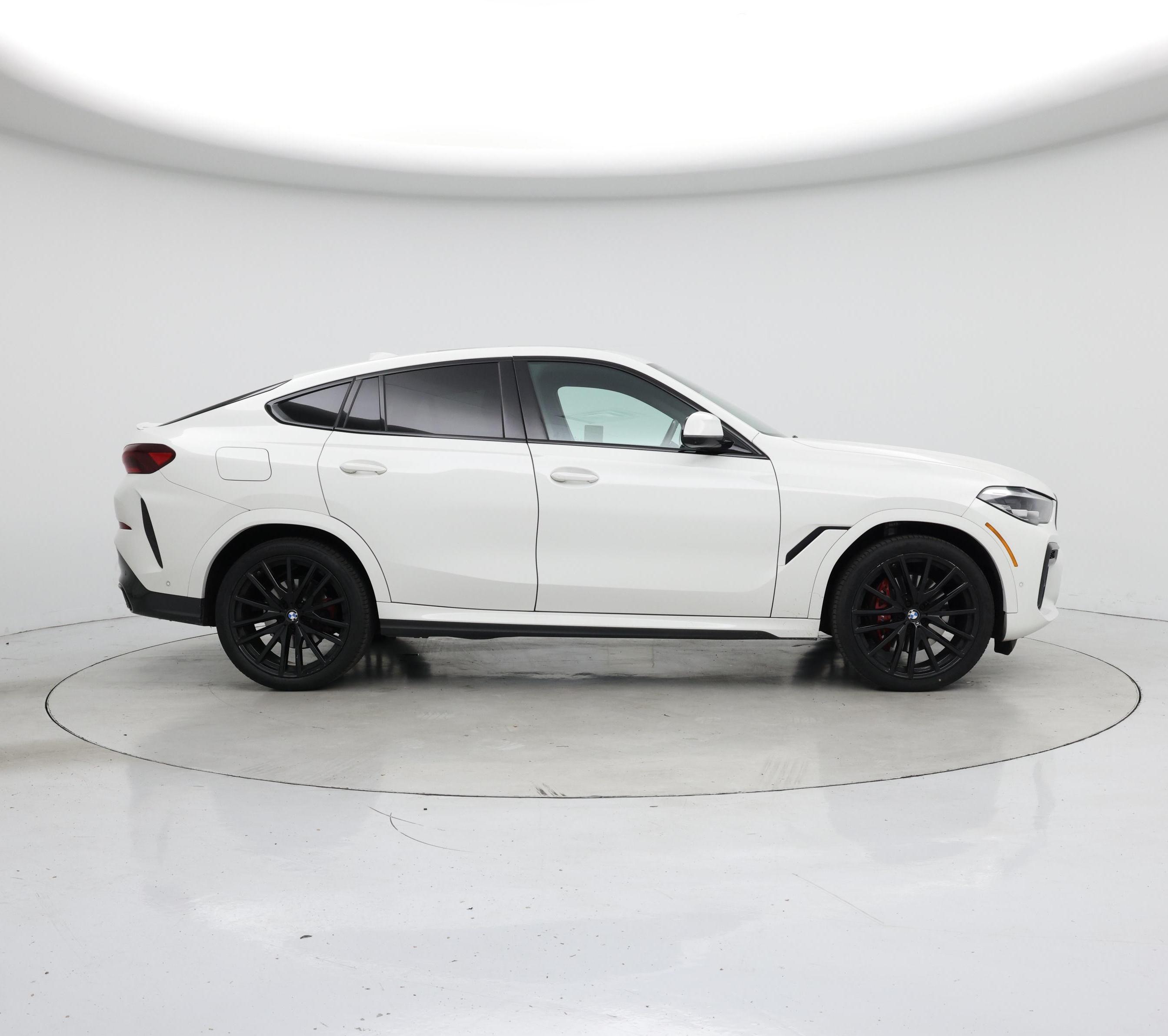 Thumbnail: 2022 BMW X6 - 7
