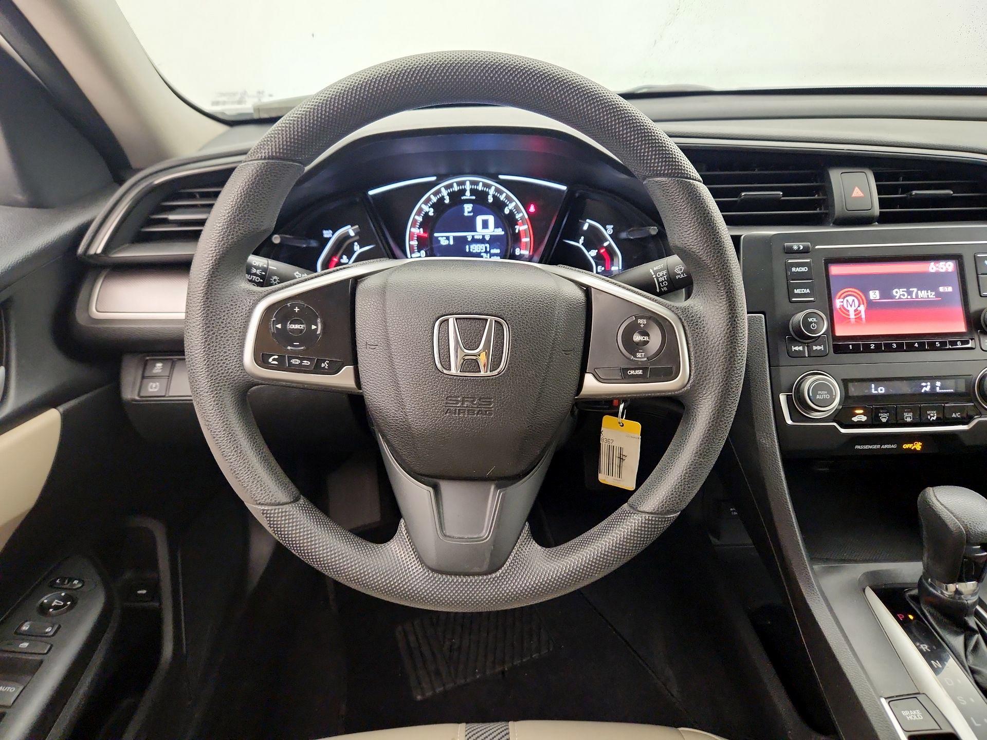 Thumbnail: 2017 Honda Civic - 10
