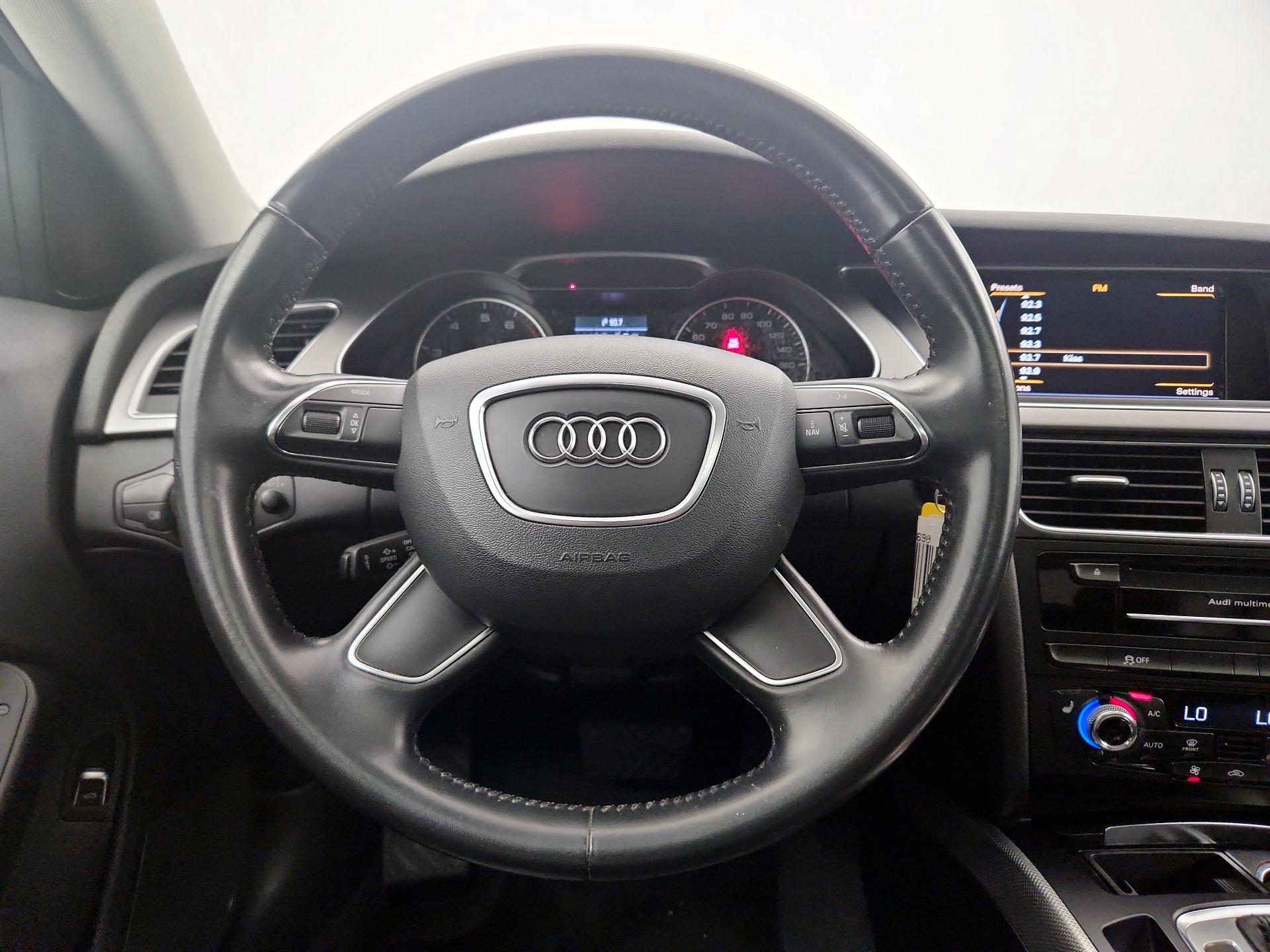 Thumbnail: 2015 Audi A4 - 10