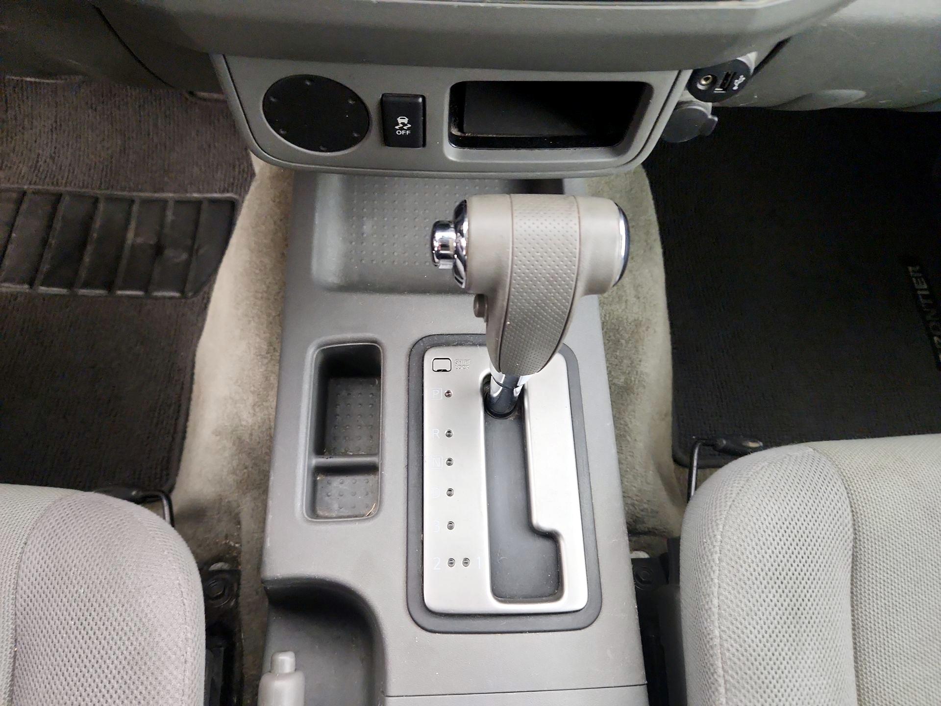 Thumbnail: 2017 Nissan Frontier - 16