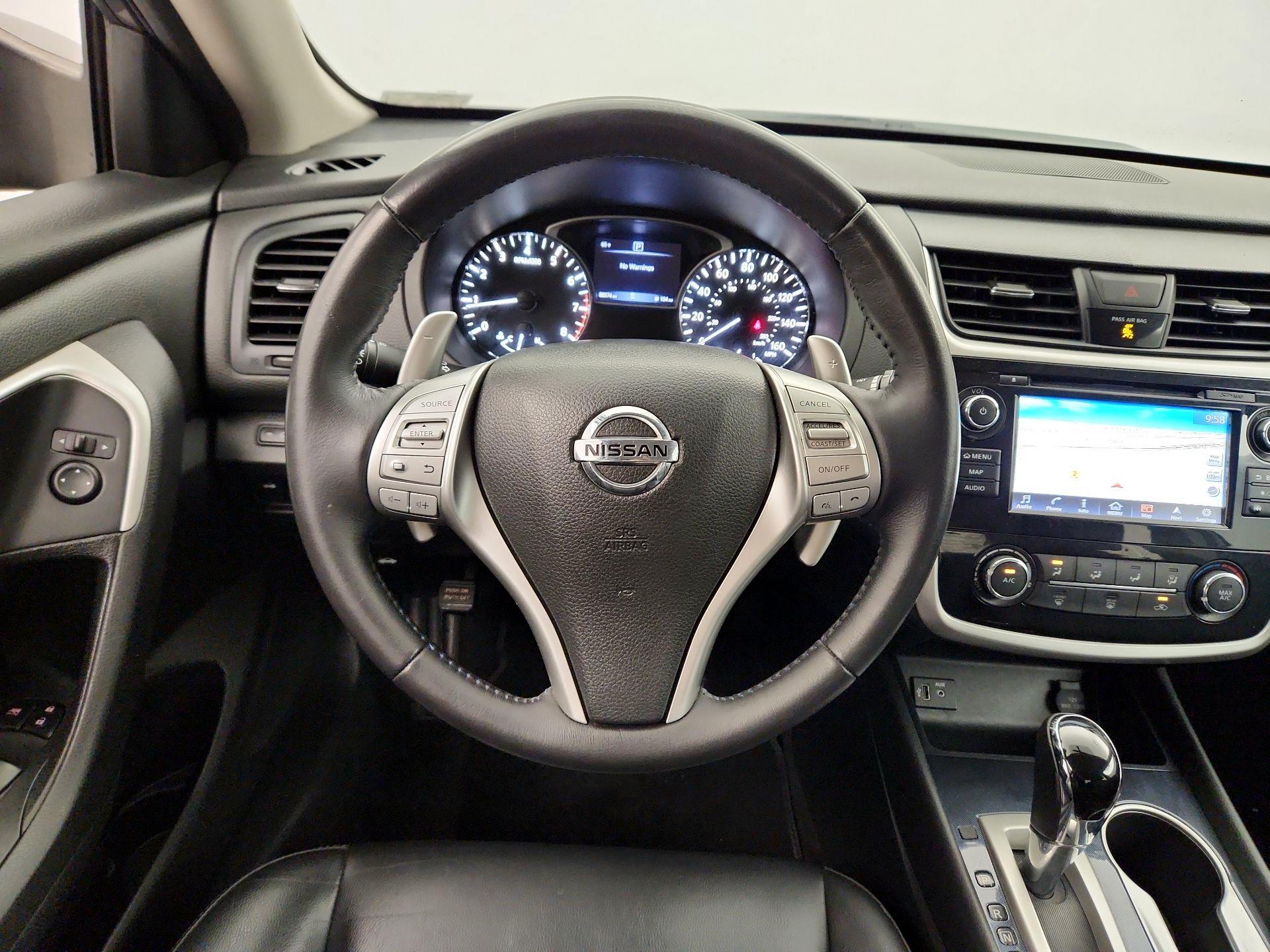 Thumbnail: 2018 Nissan Altima - 10