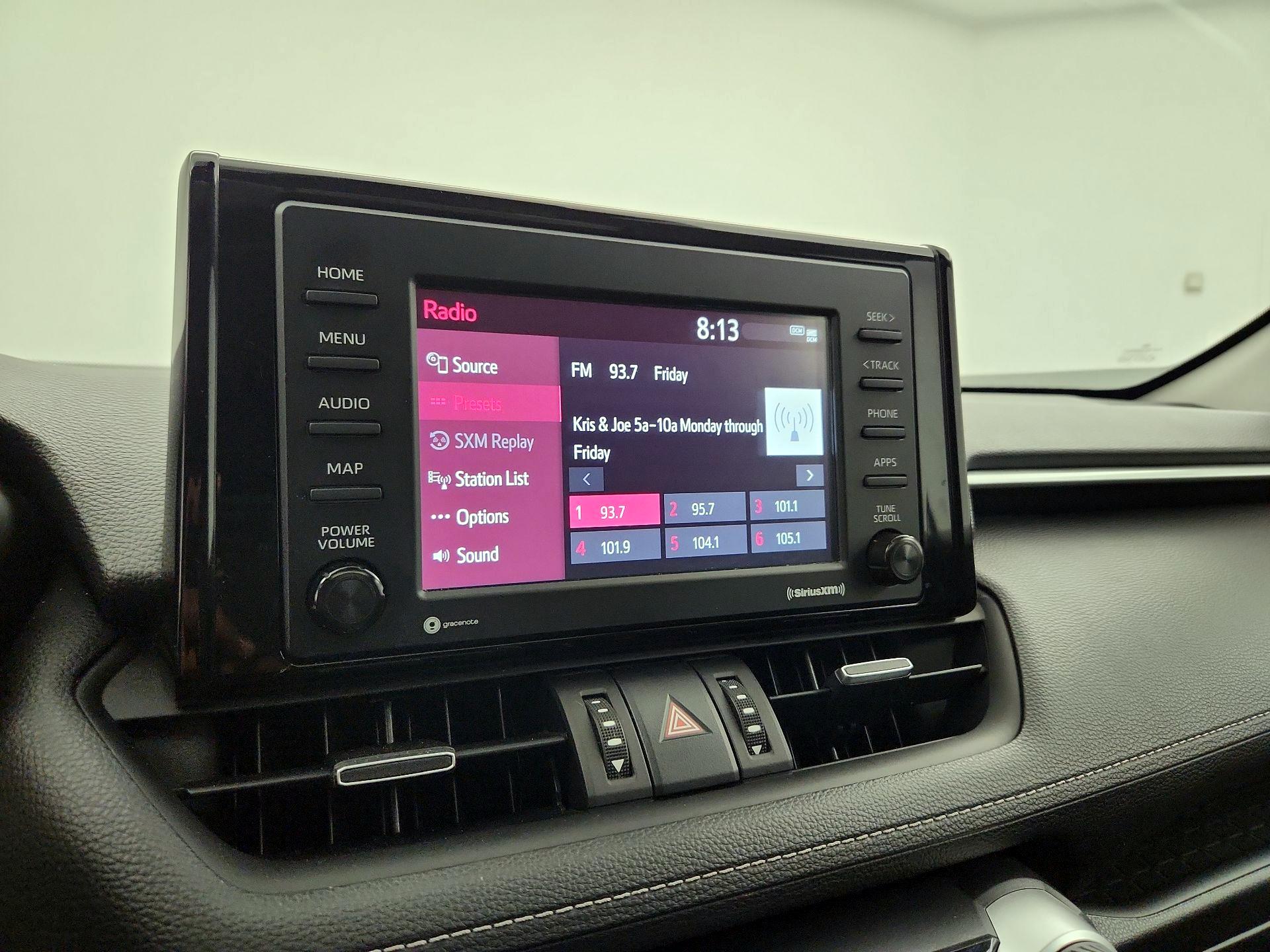 Thumbnail: 2021 Toyota RAV4 - 15