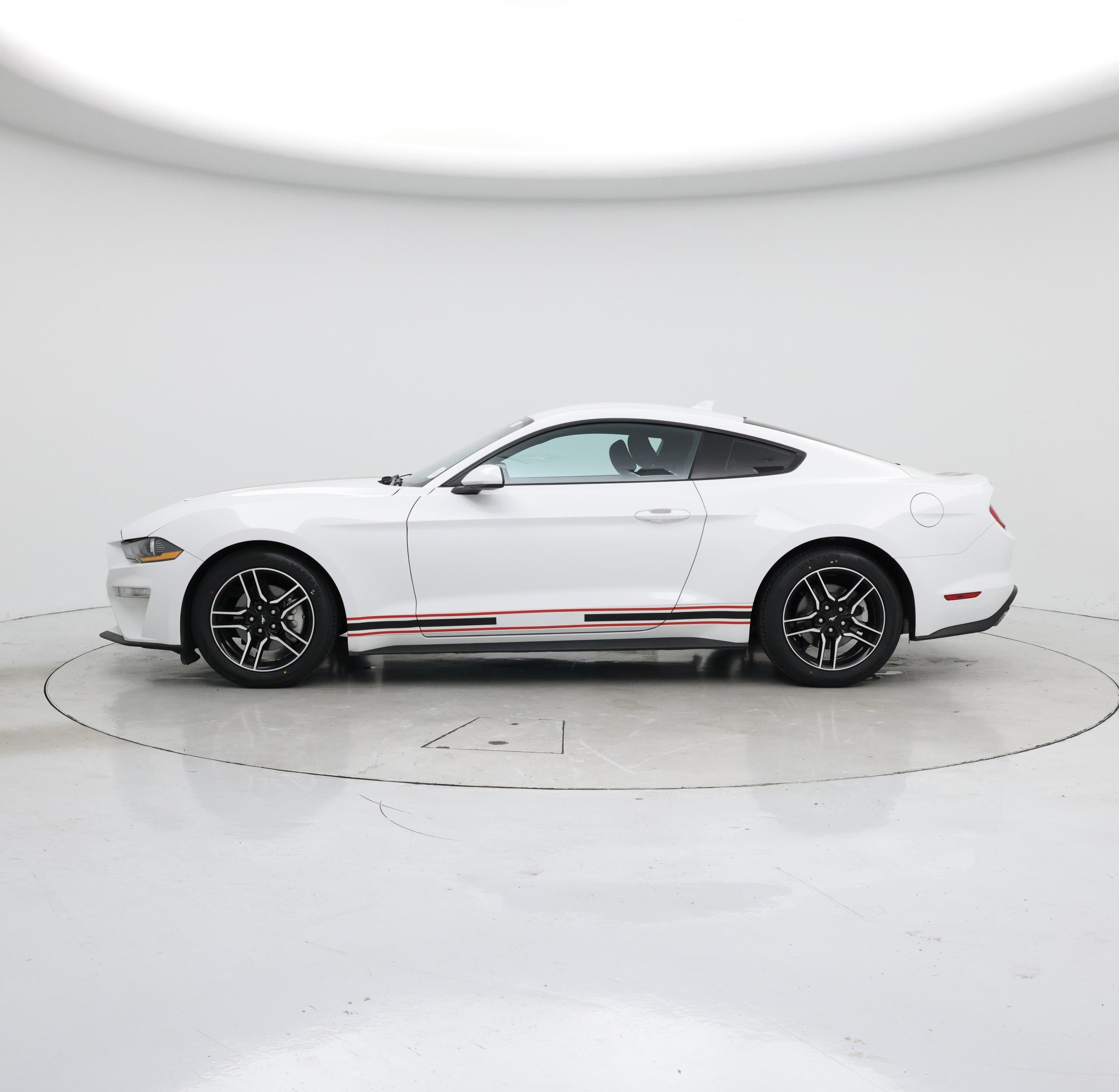 Thumbnail: 2022 Ford Mustang - 3