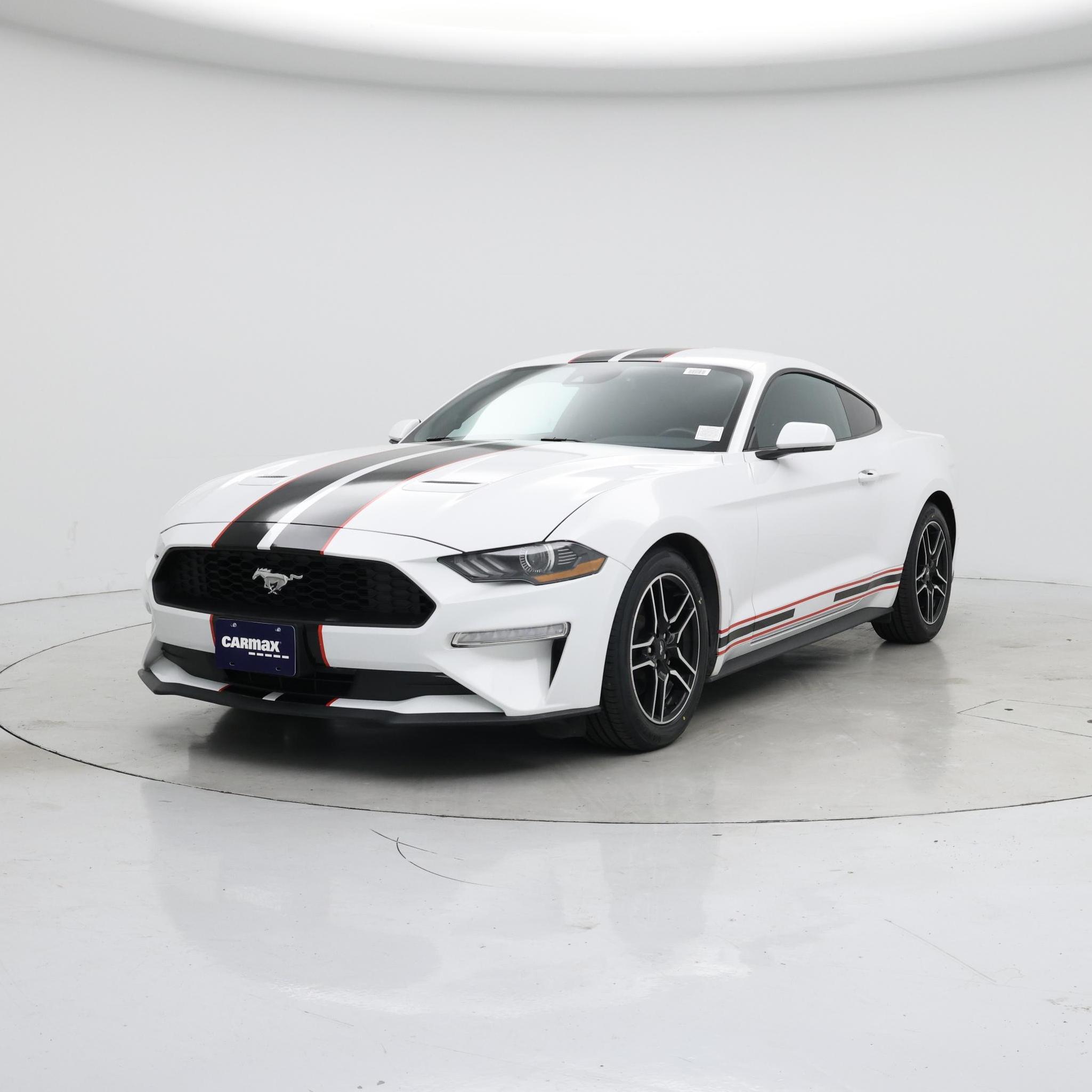 Thumbnail: 2022 Ford Mustang - 4