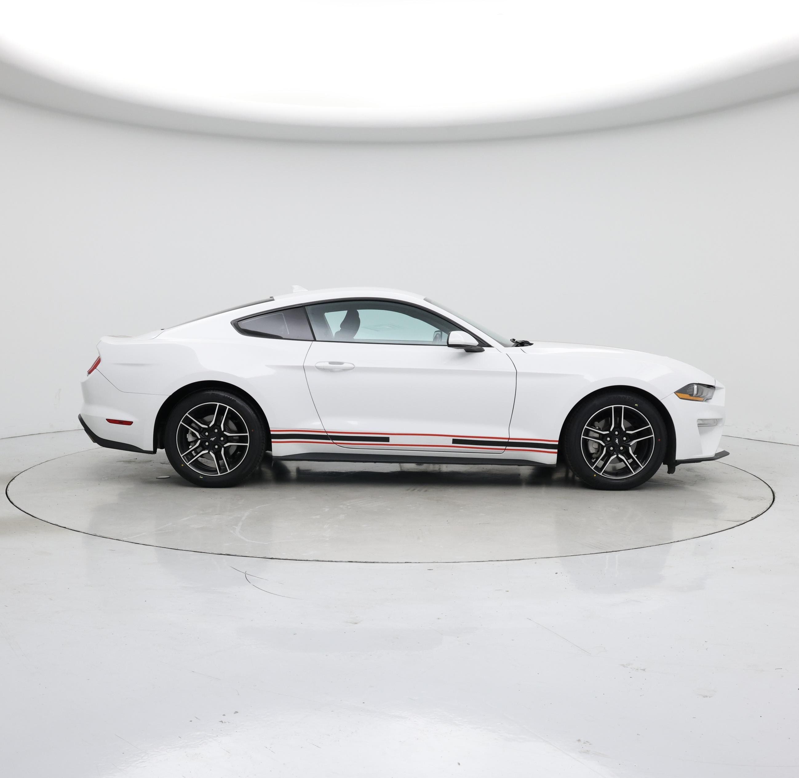 Thumbnail: 2022 Ford Mustang - 7