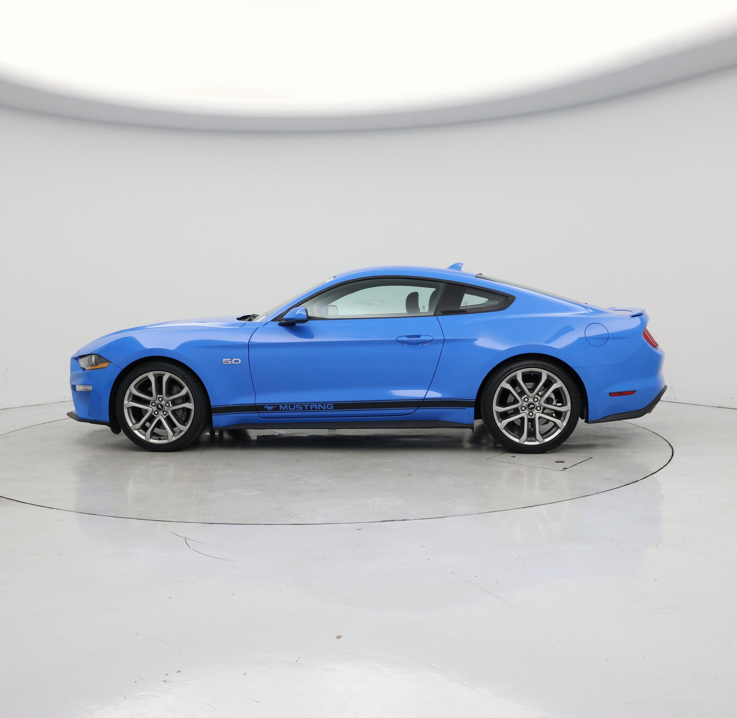 Thumbnail: 2022 Ford Mustang - 3