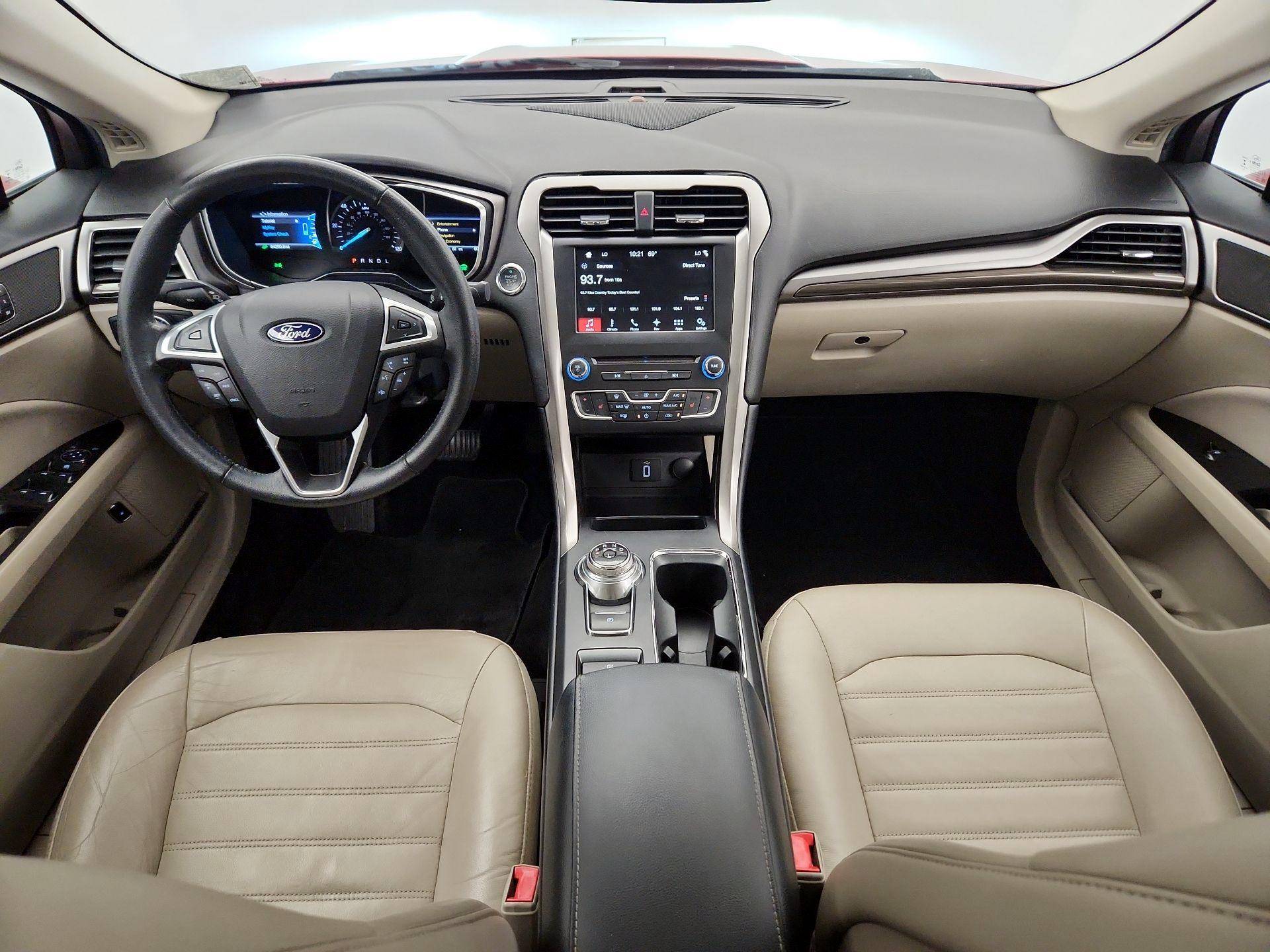 Thumbnail: 2017 Ford Fusion - 9
