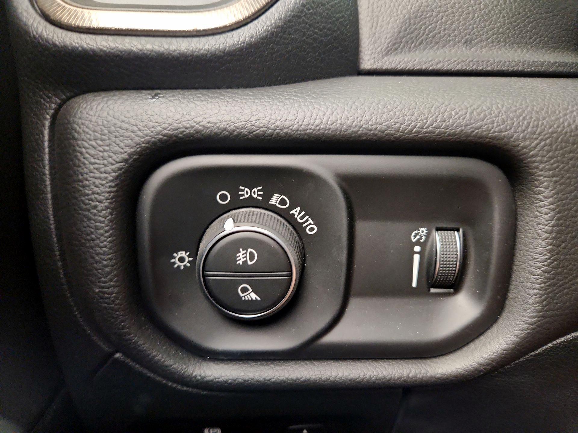 Thumbnail: 2021 RAM 1500 - 13