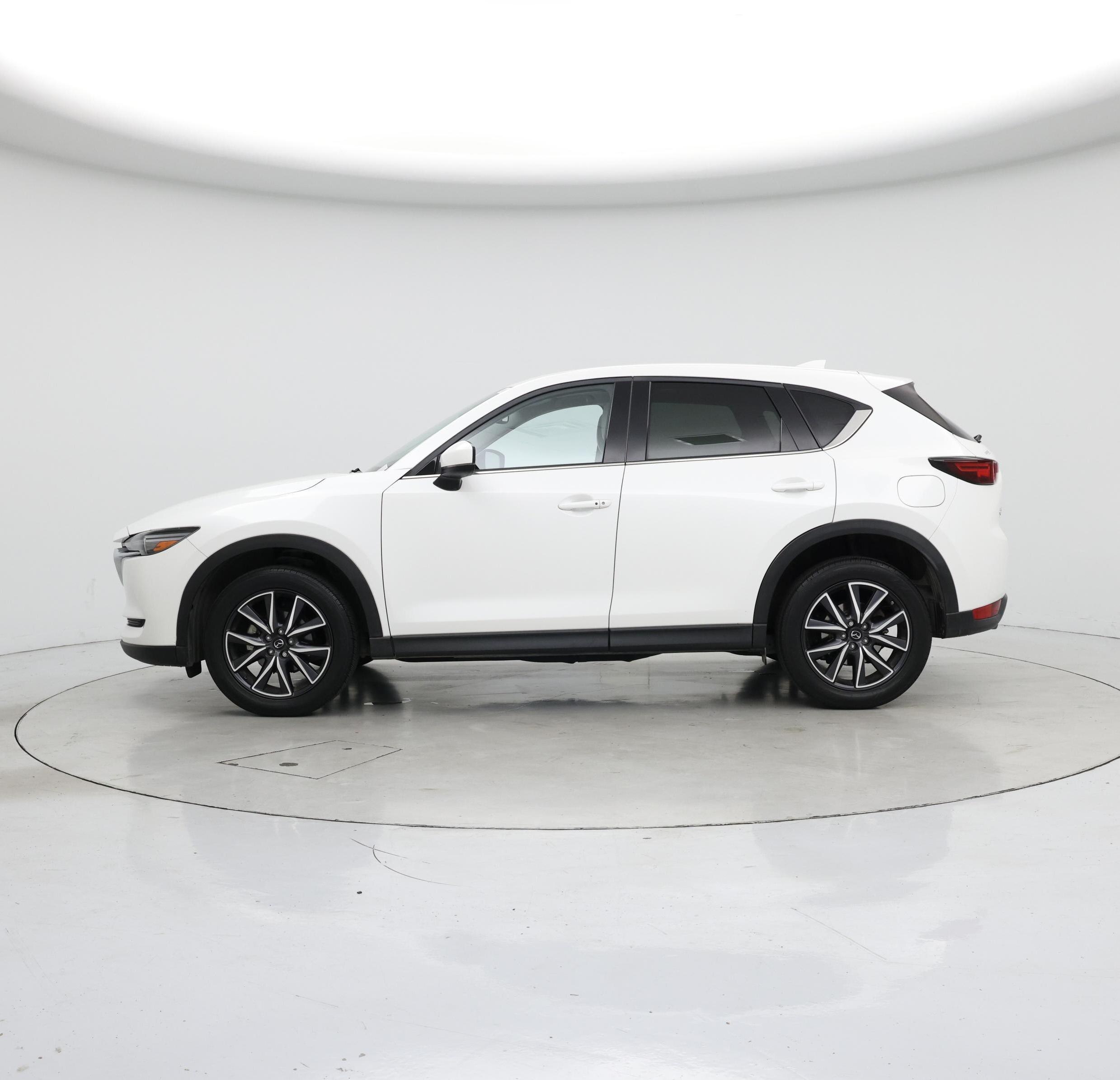 Thumbnail: 2017 Mazda CX-5 - 3